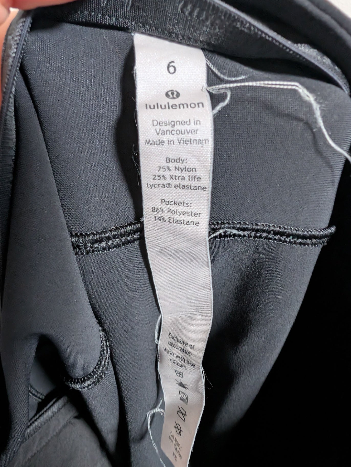 Lululemon pant - SZ  6