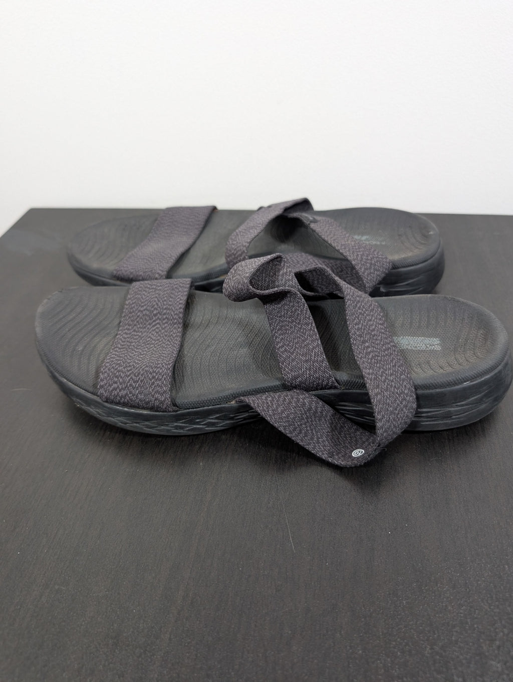 Sketchers sandals - SZ 10