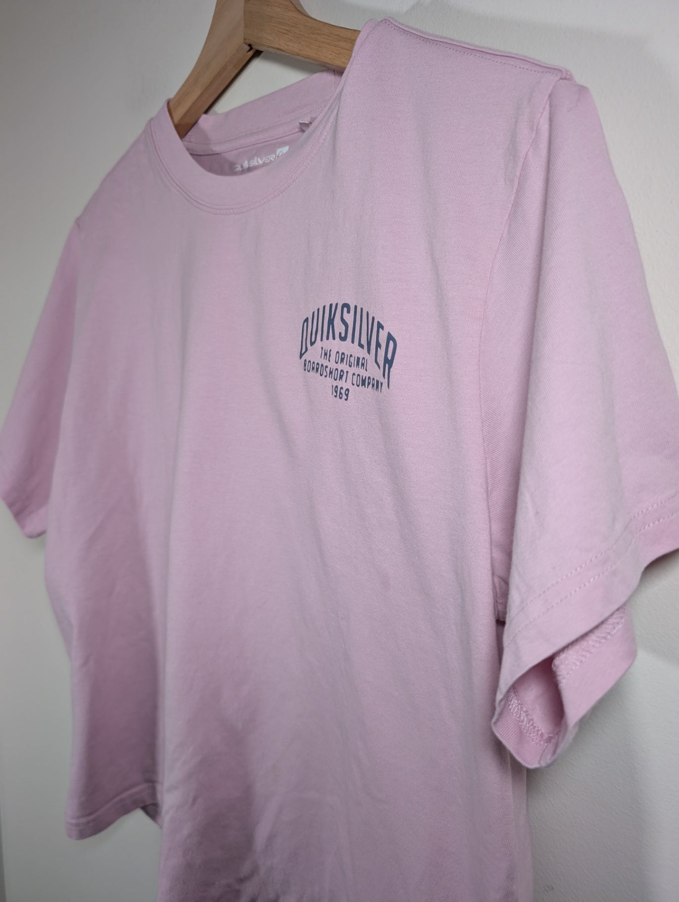 Quiksilver graphic crop tee- XL