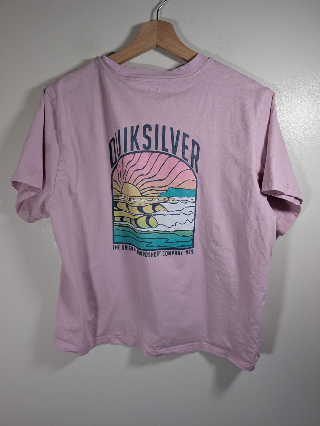 Quiksilver graphic crop tee- XL