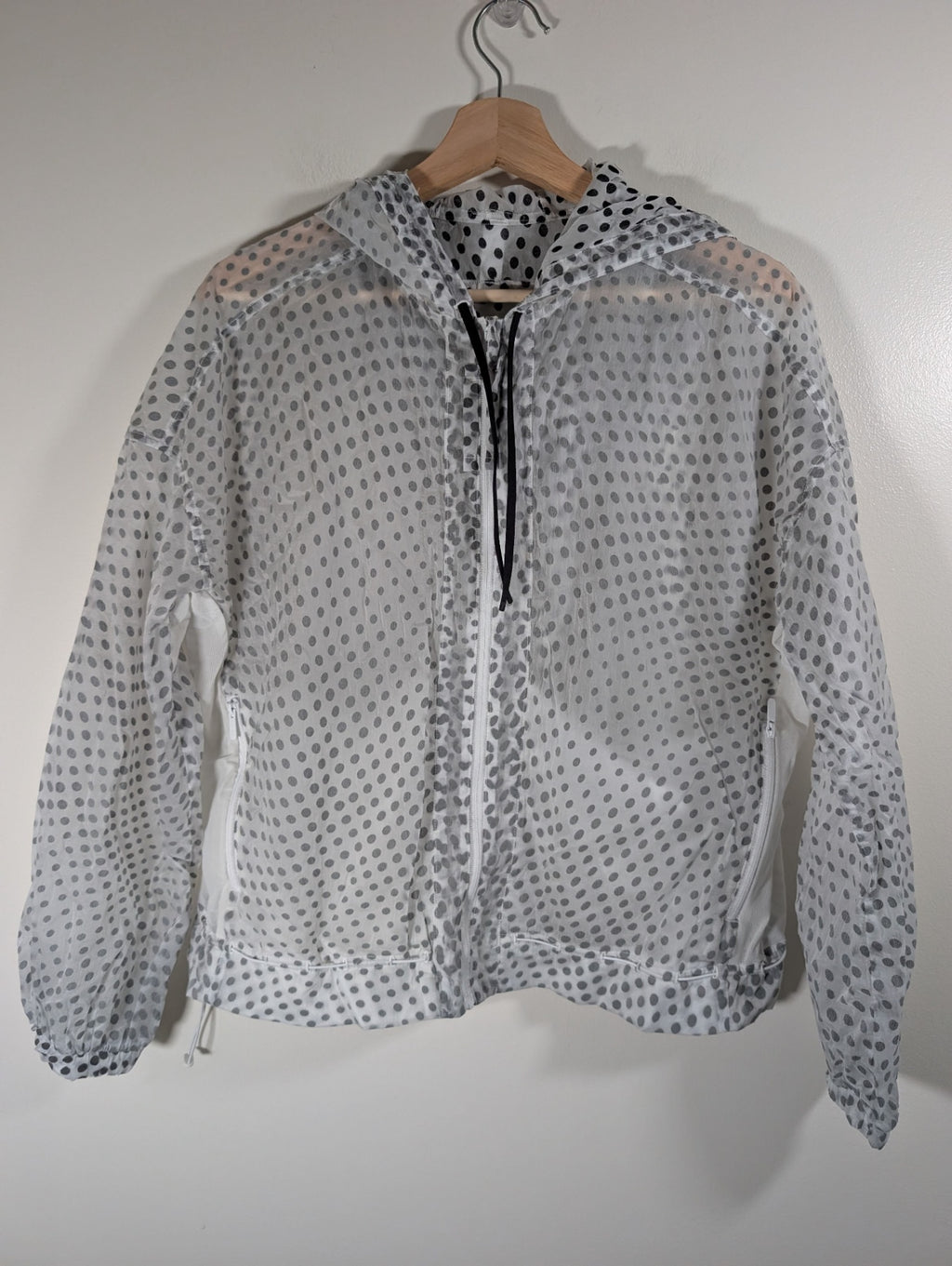 Lululemon find your flock jacket - appears Medium