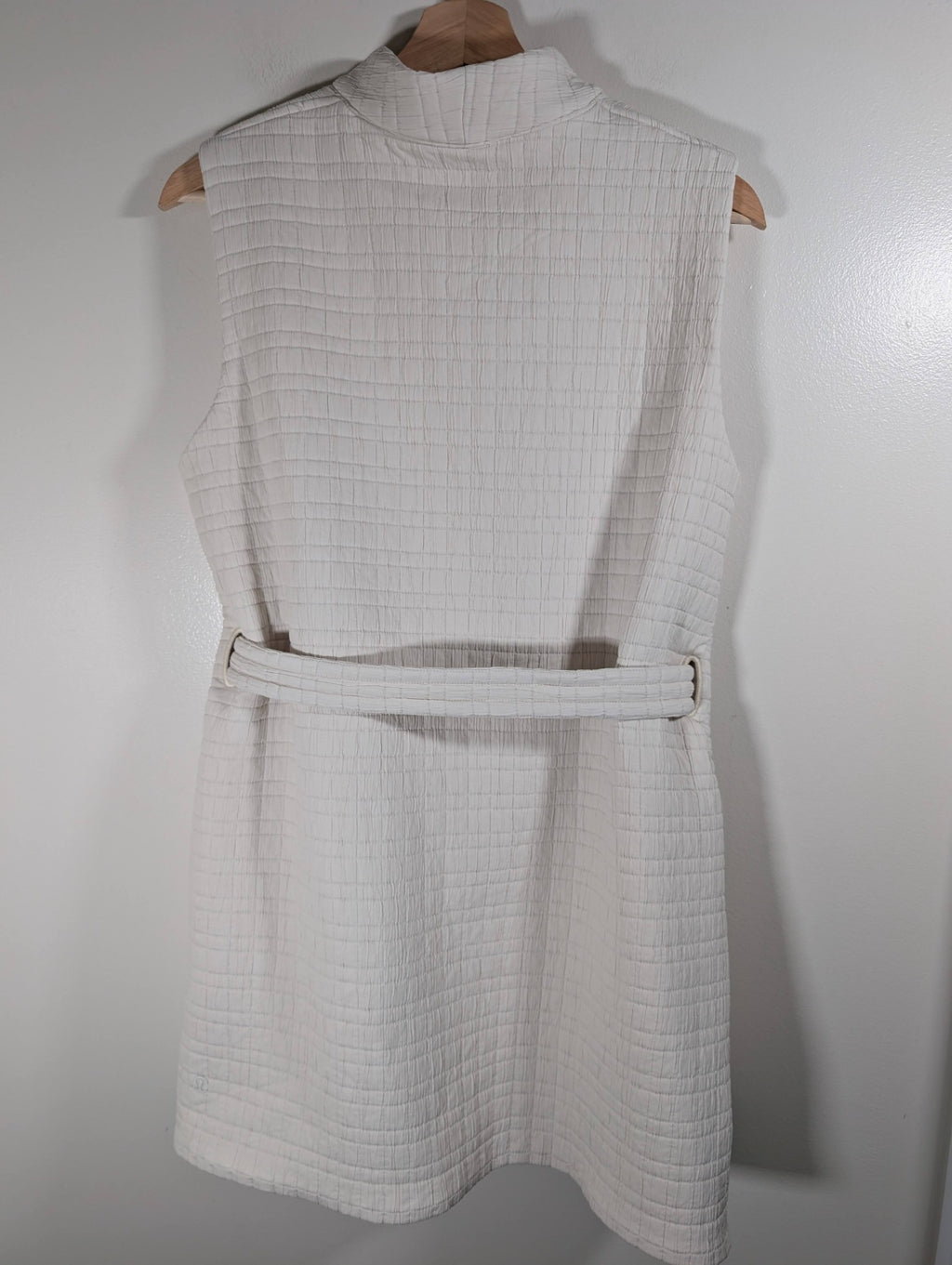 Lululemon serene travels vest - SZ 8