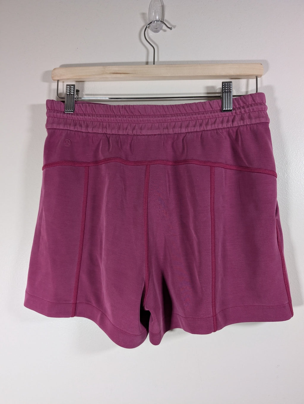Lululemon softstreme high rise short - SZ 8