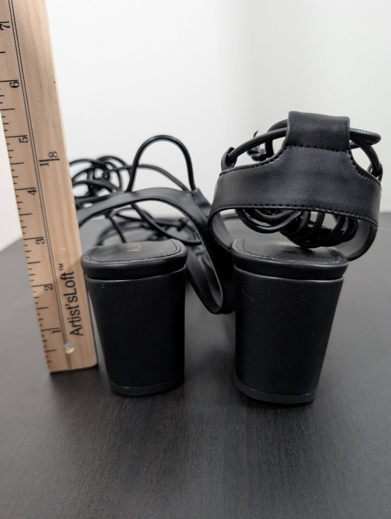 NWOT ALOHAS black strappy sandals- SZ 41