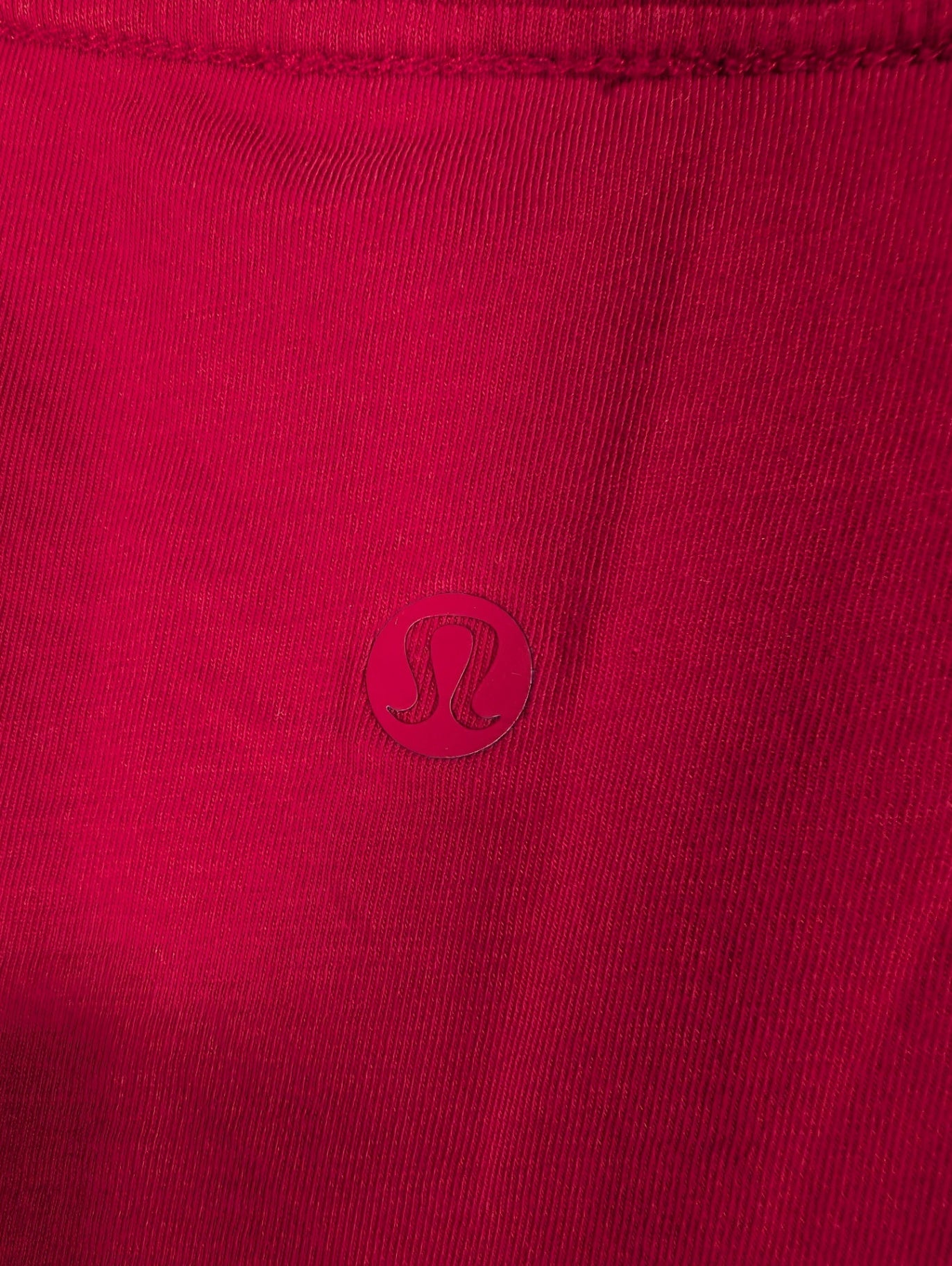 Lululemon red tee - appears SZ 8