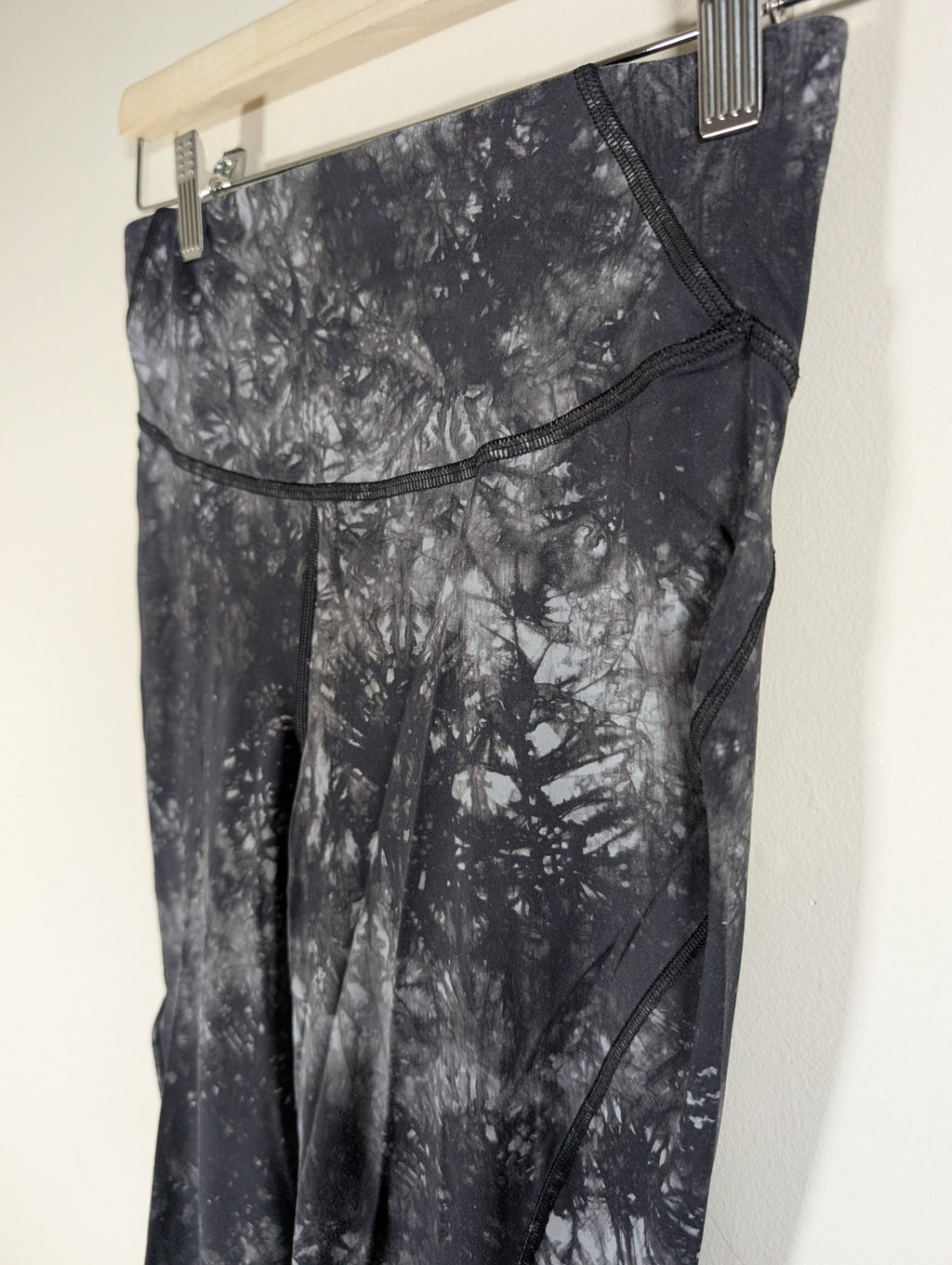 Lululemon fast and free high-rise crop - SZ 6