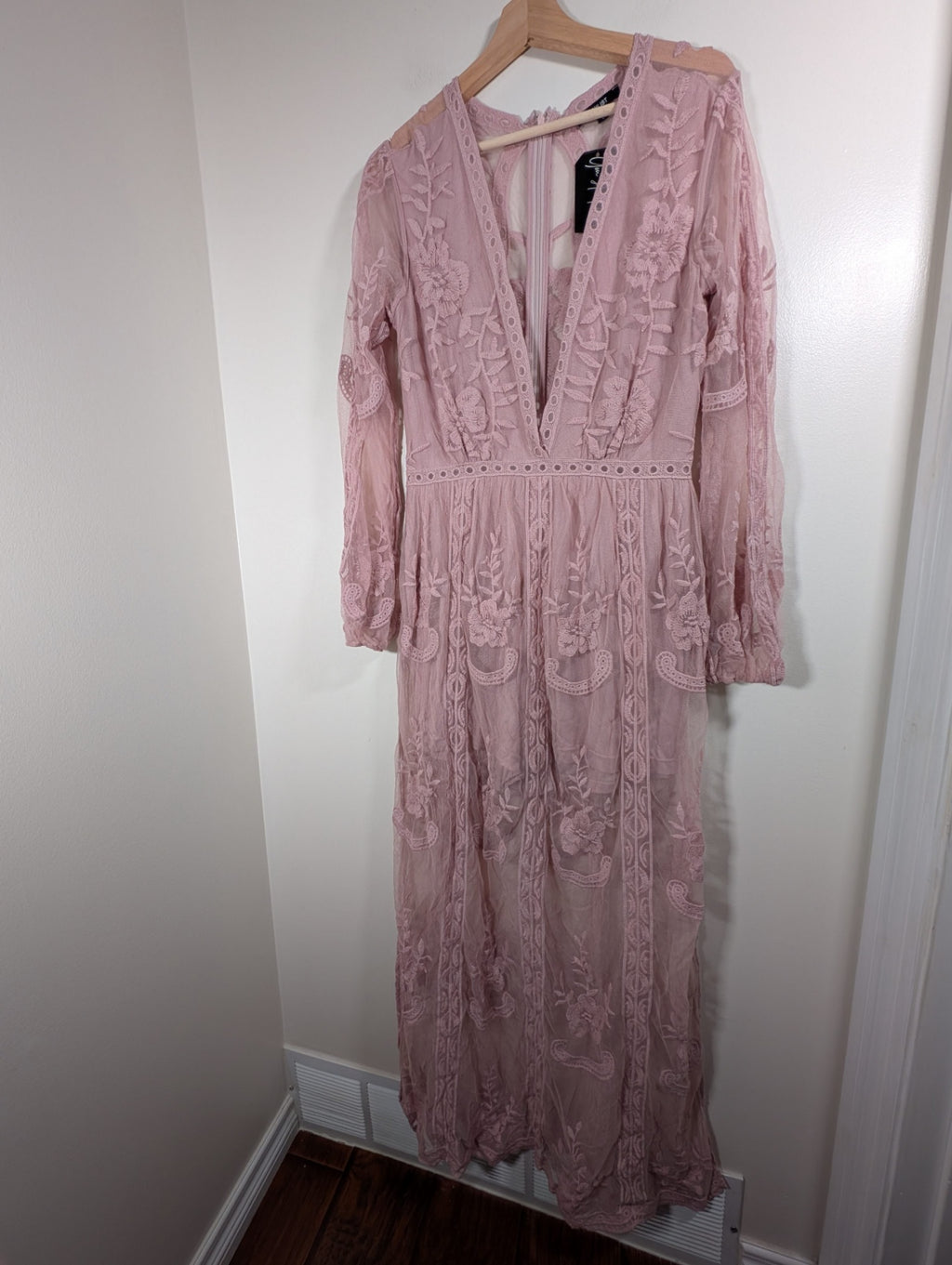 NWT Wish List pink lace maxi dress - Large