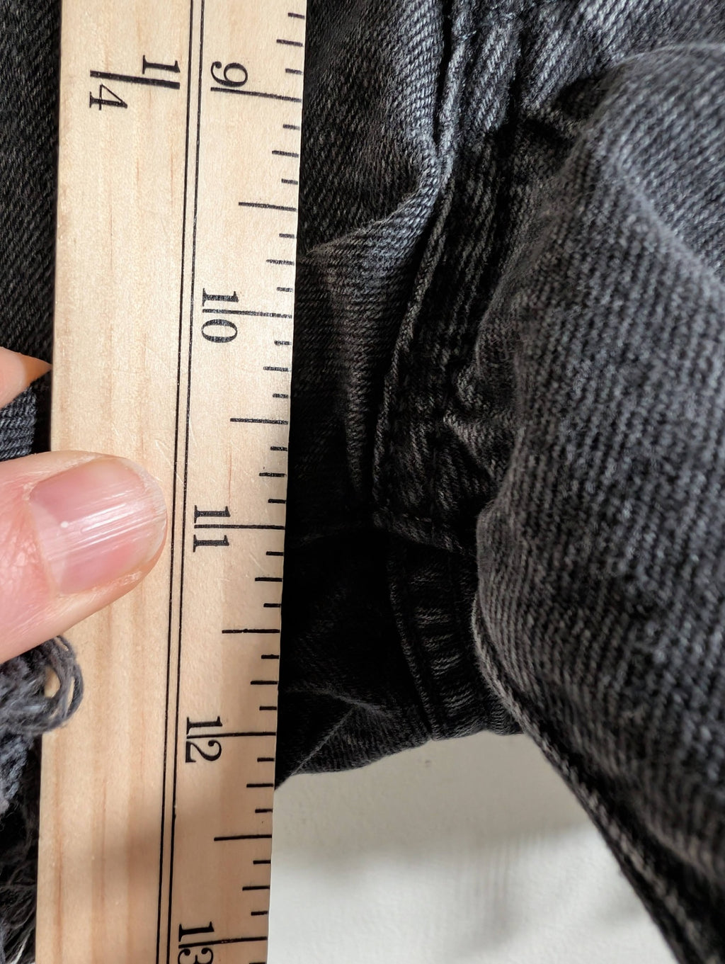 Levi's distressed black denim shorts - SZ 31