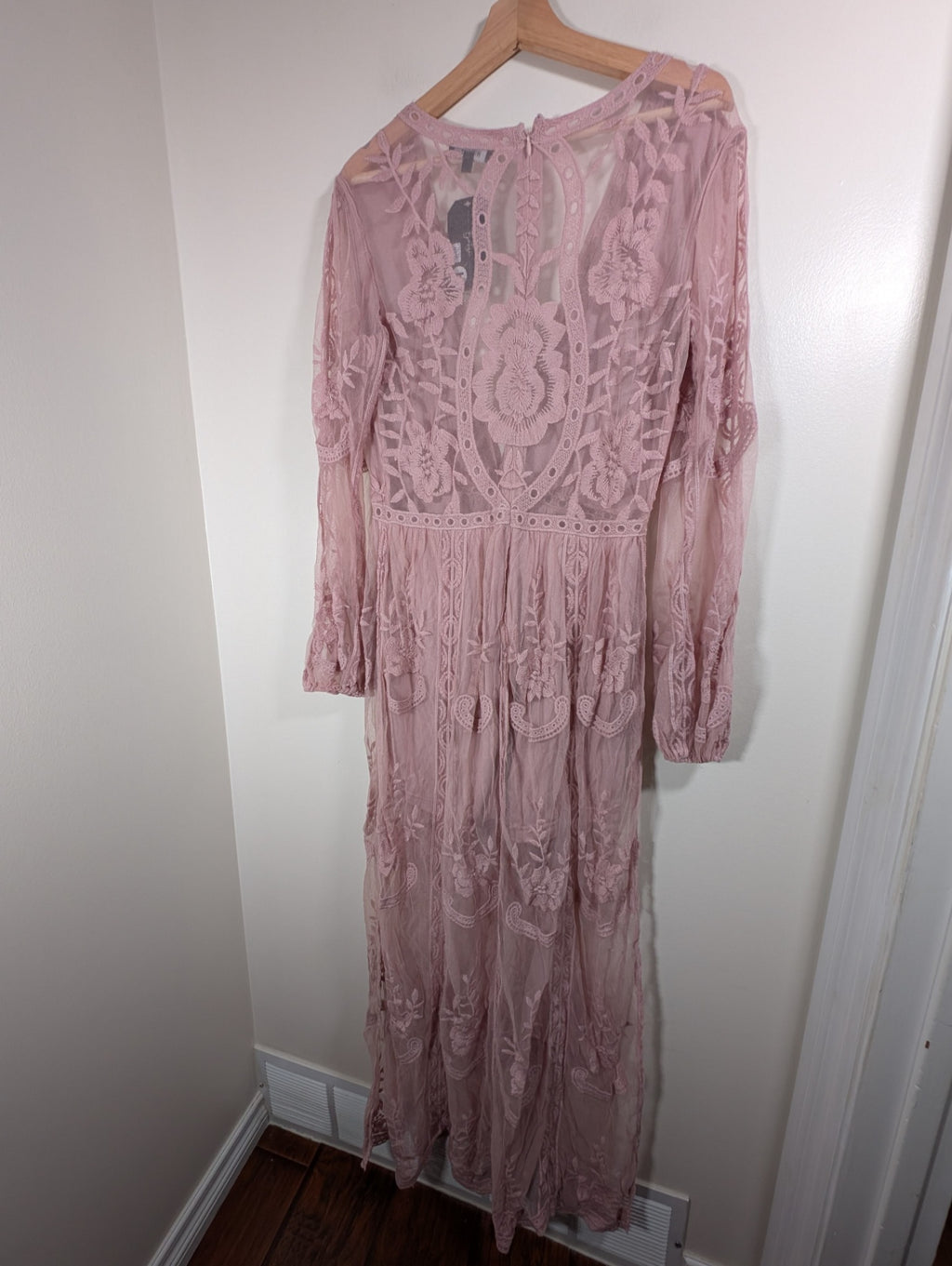 NWT Wish List pink lace maxi dress - Large