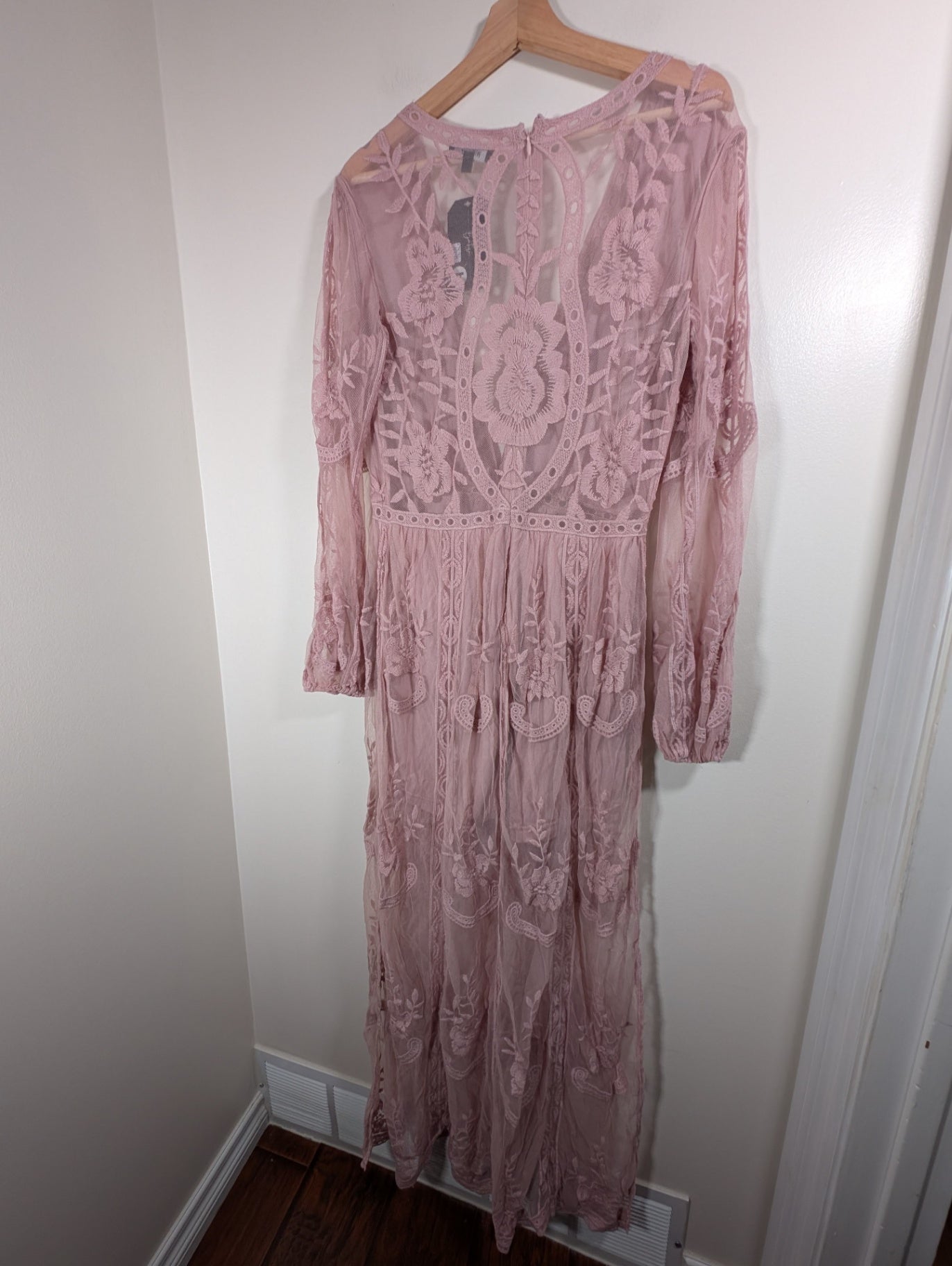 NWT Wish List pink lace maxi dress - Large