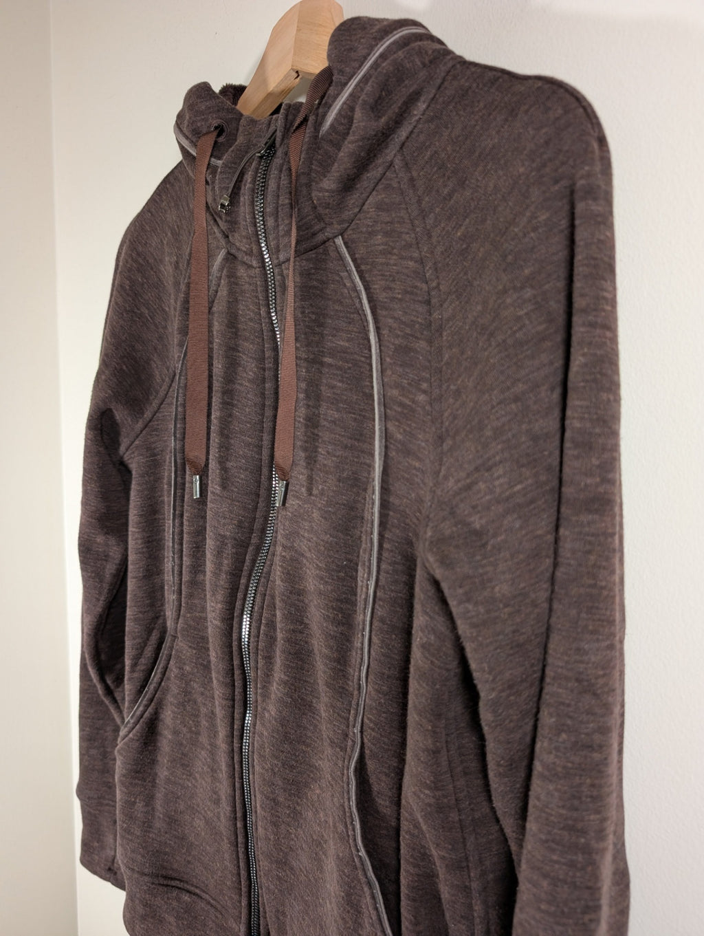 Lululemon brown full zip hoodie - SZ 8