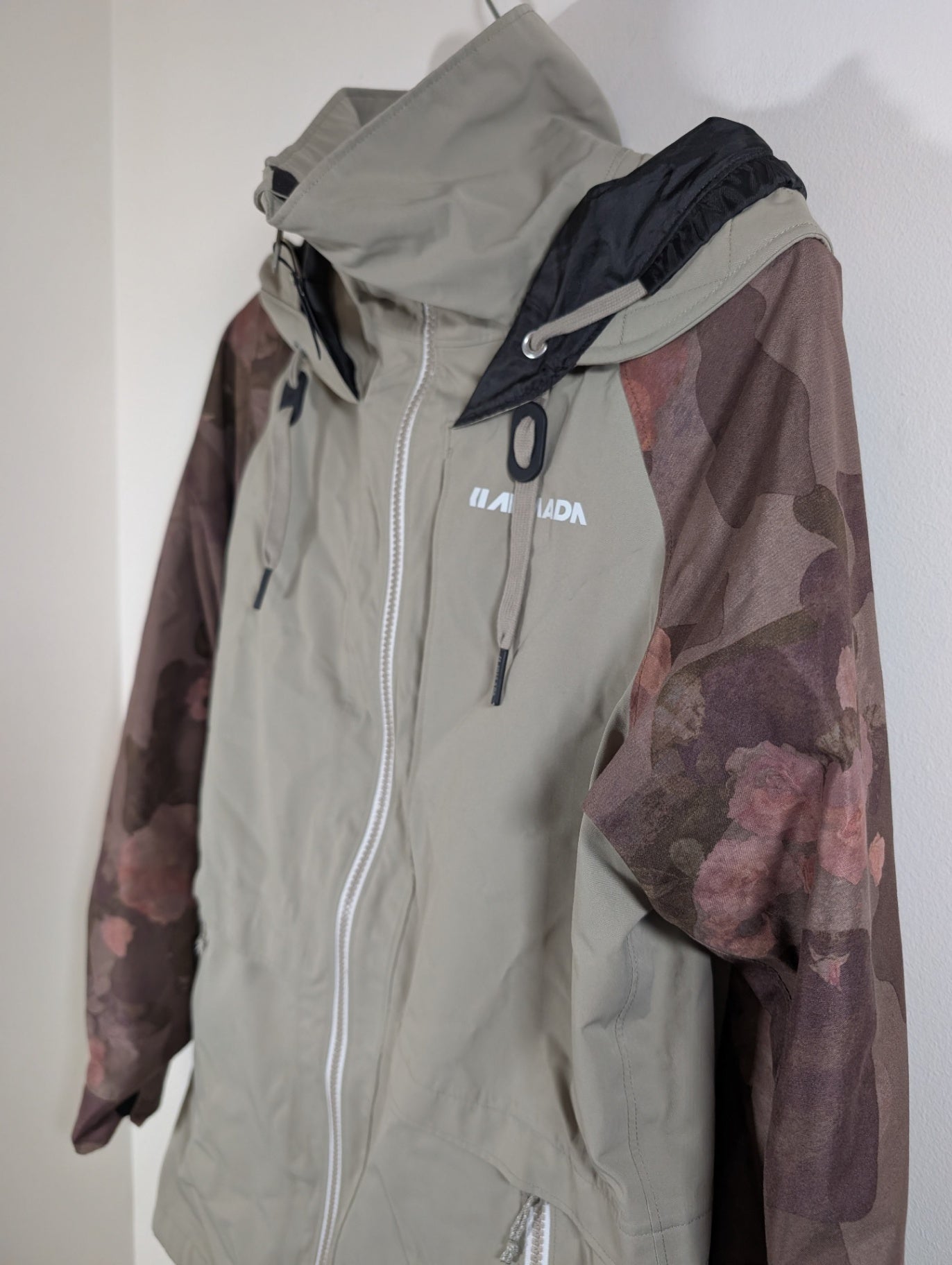 ARMADA jacket - Small
