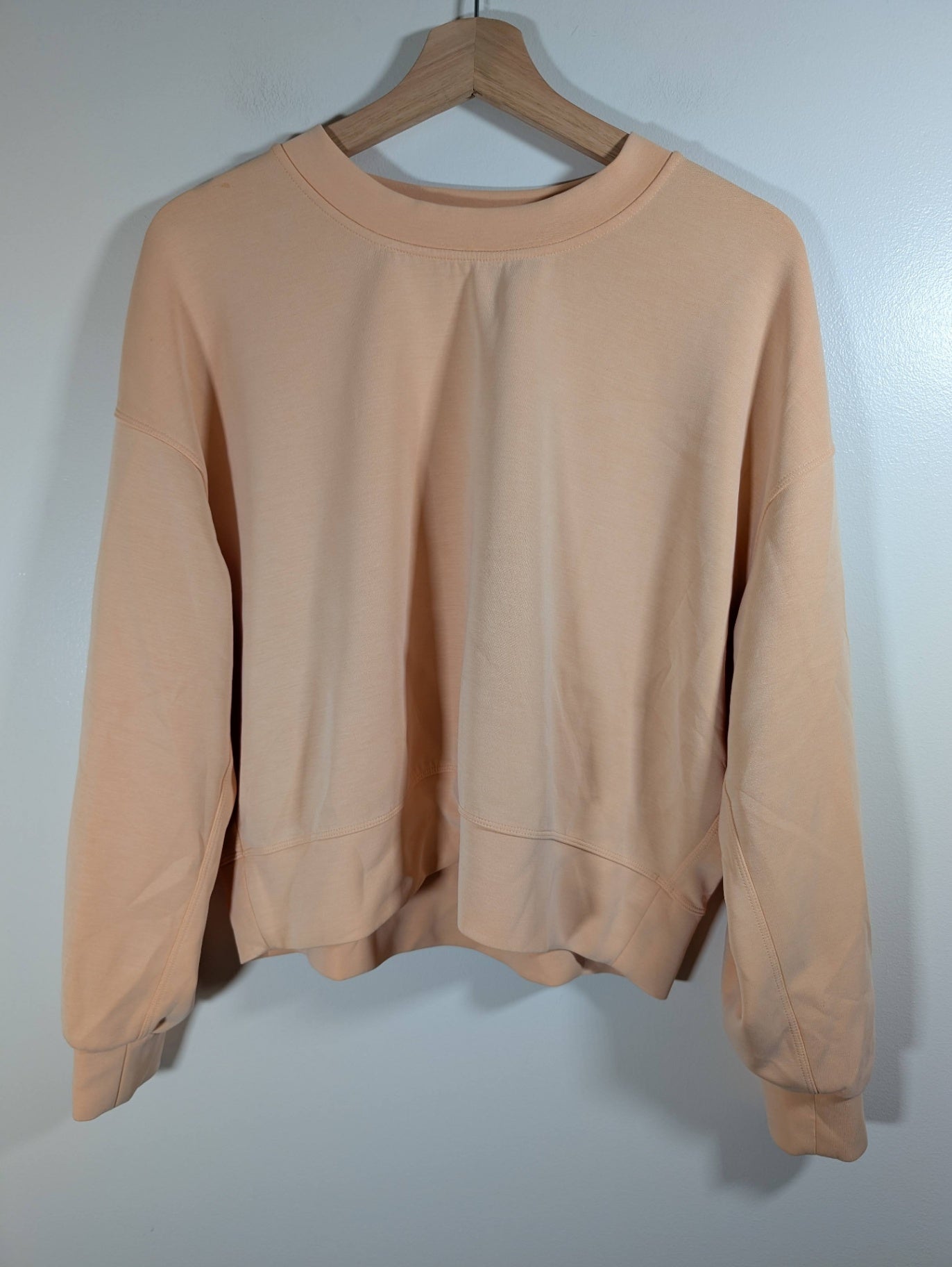 Lululemon orange crewneck - SZ 8