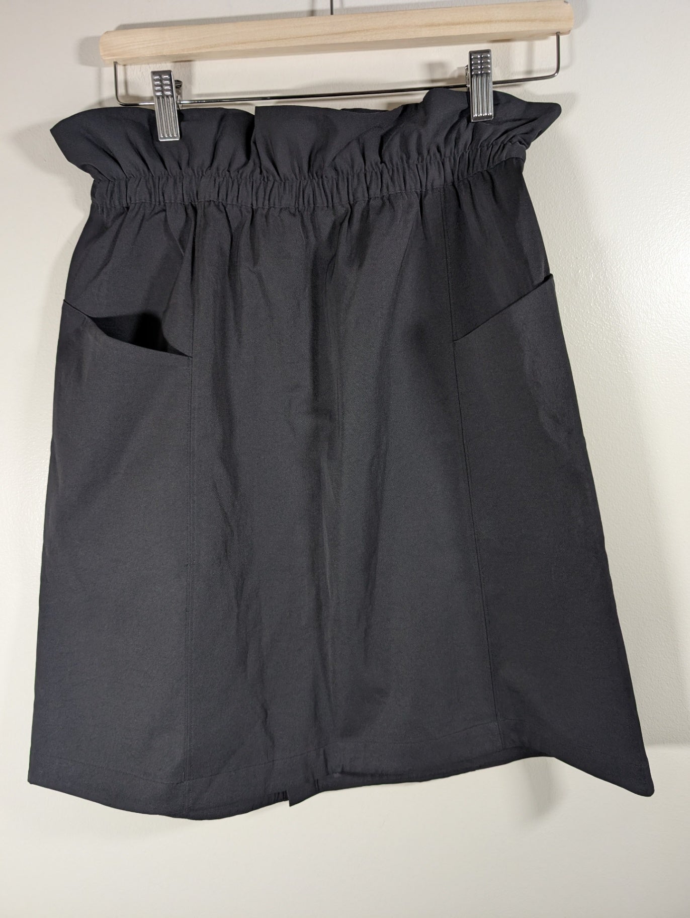 Lululemon trip taker black skirt - SZ 6