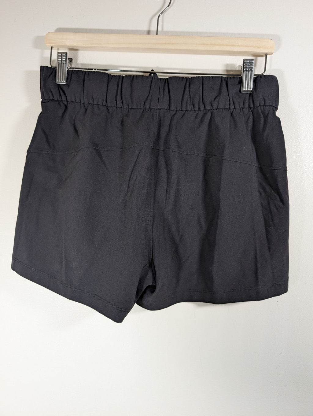 Lululemon on the fly black woven short - SZ 8