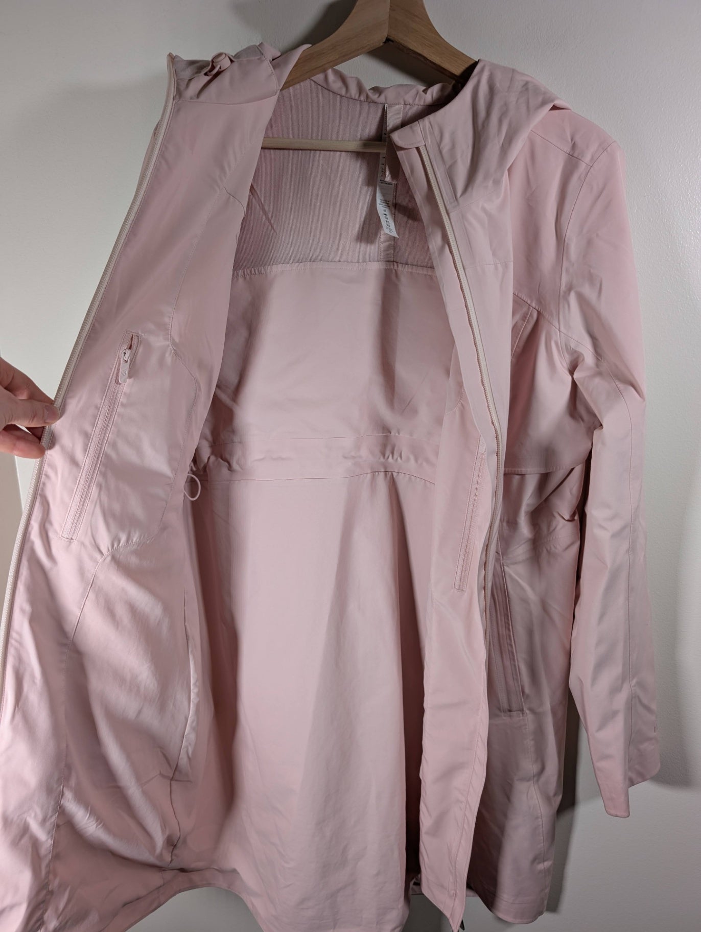 Lululemon rain rebel pink jacket - SZ 8