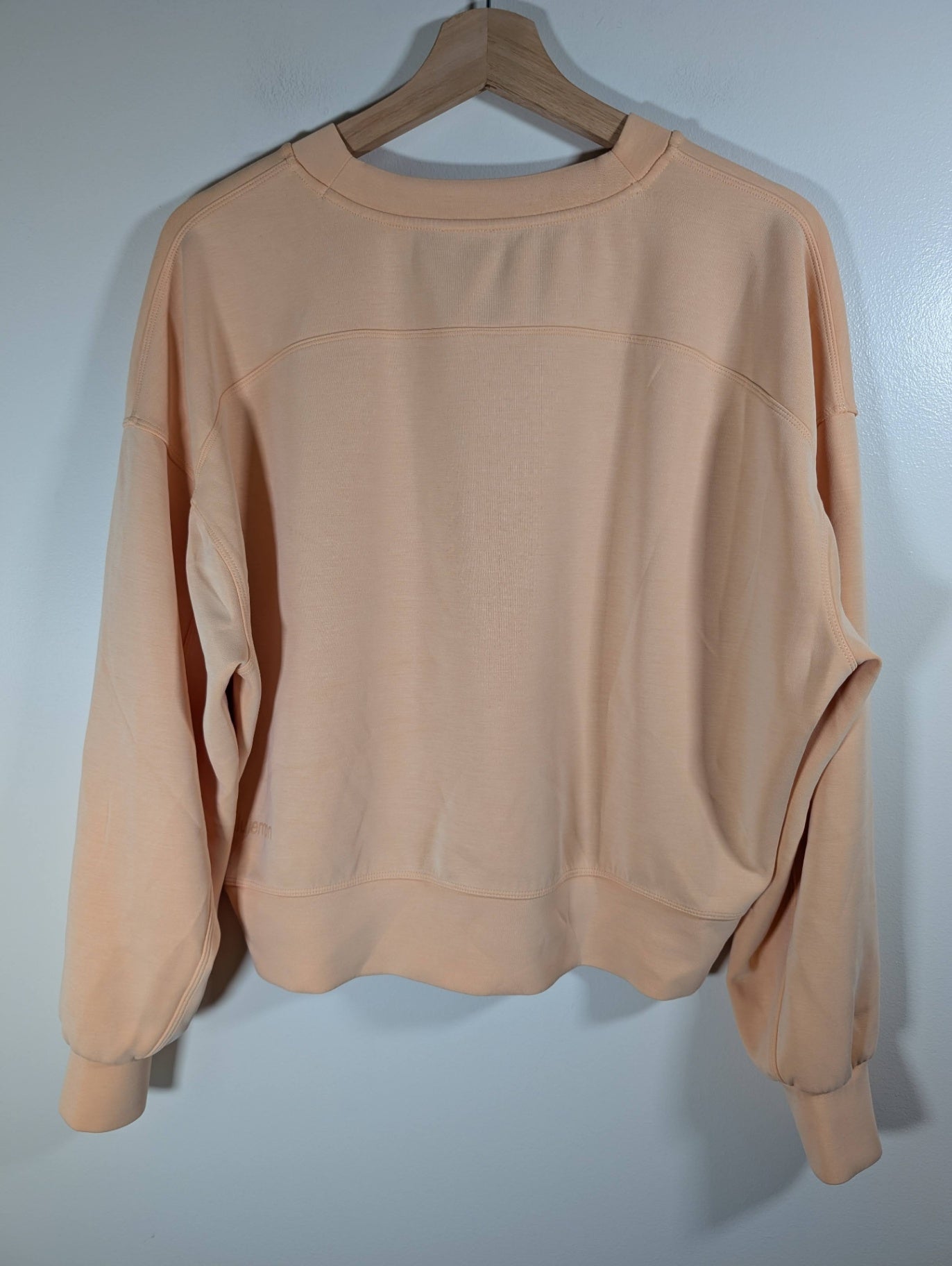 Lululemon orange crewneck - SZ 8
