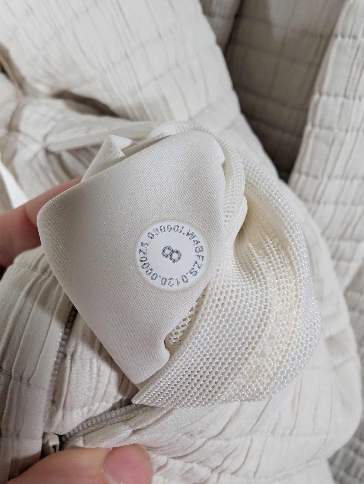 Lululemon serene travels vest - SZ 8