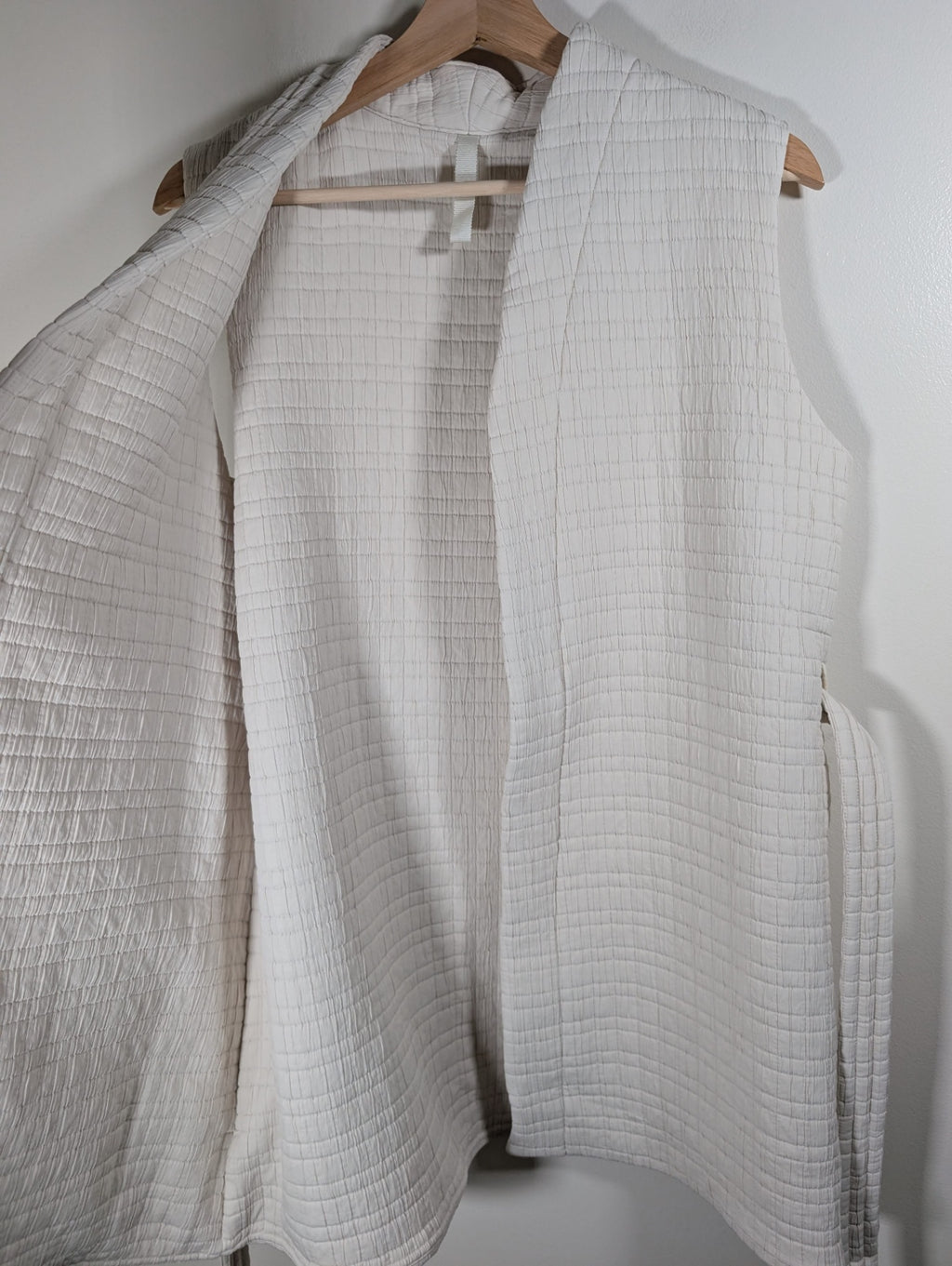 Lululemon serene travels vest - SZ 8