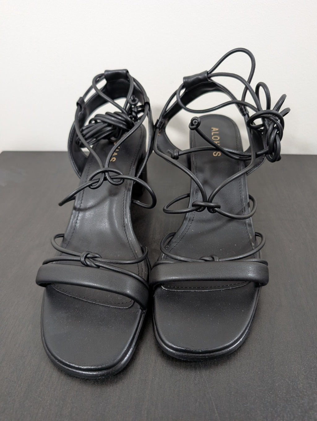 NWOT ALOHAS black strappy sandals- SZ 41