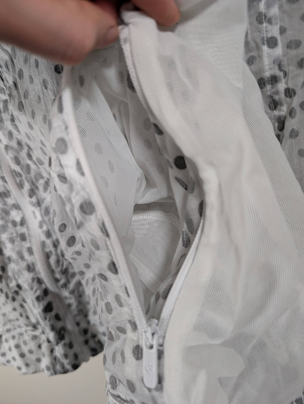 Lululemon find your flock jacket - appears Medium