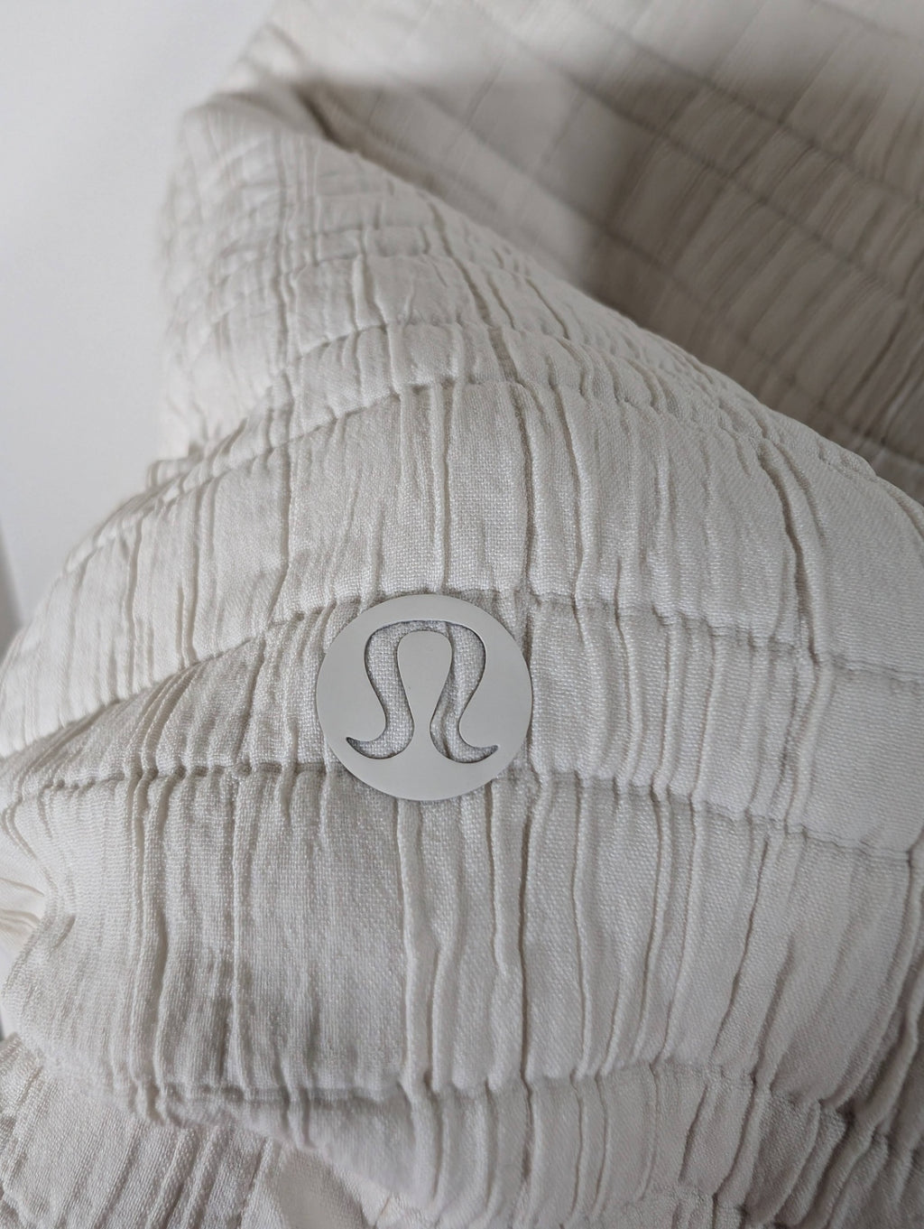 Lululemon serene travels vest - SZ 8