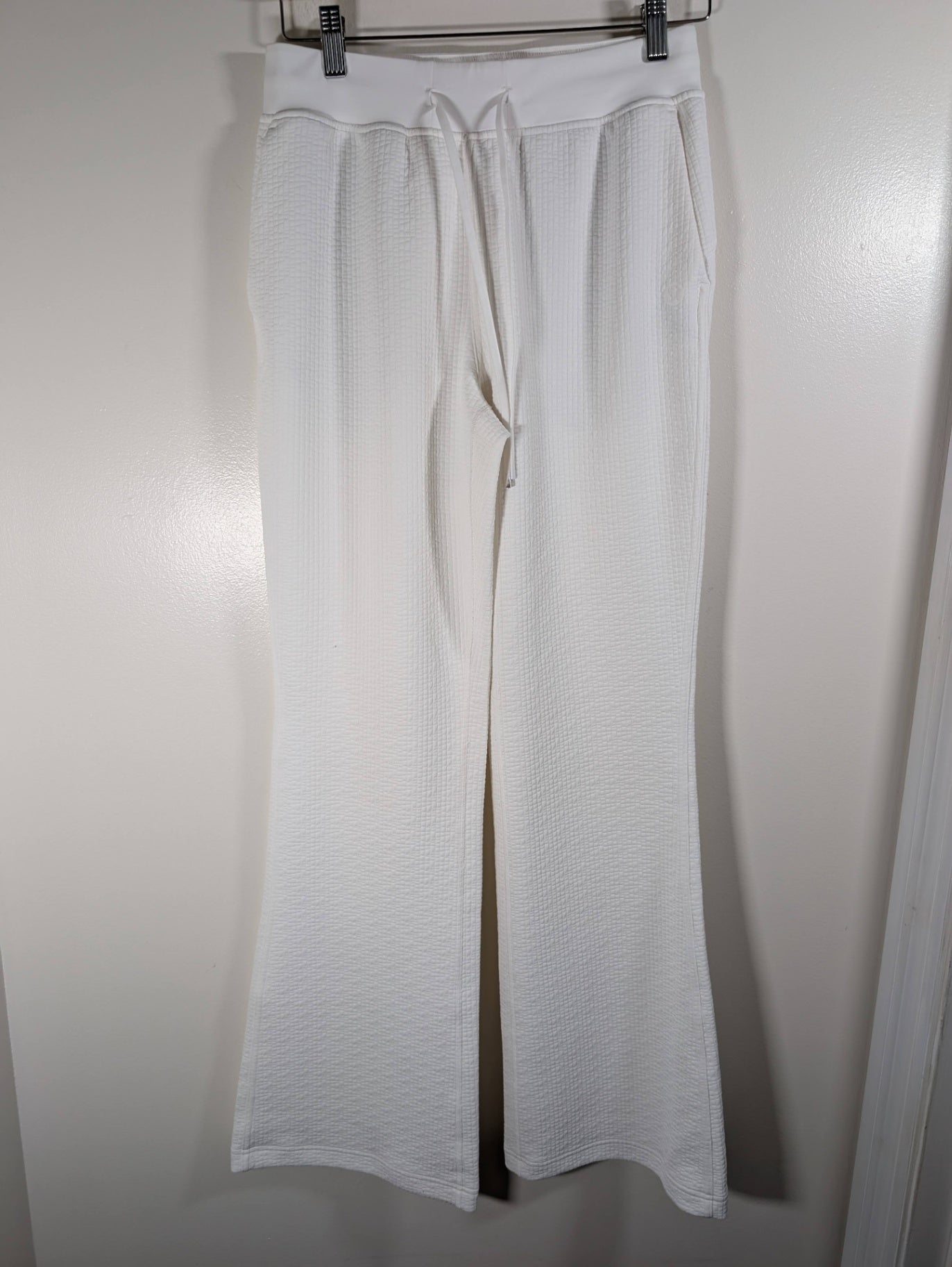 Lululemon Textured High Rise Pants - SZ 6