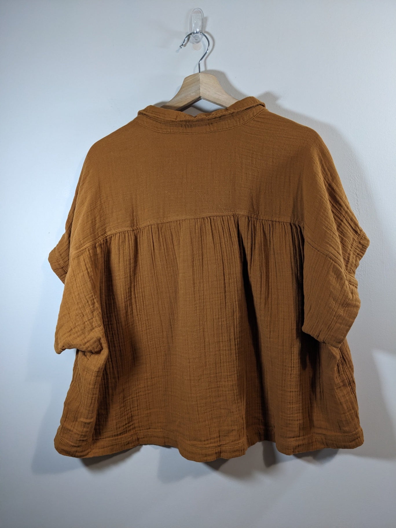 Old Navy Light Brown Blouse - XL
