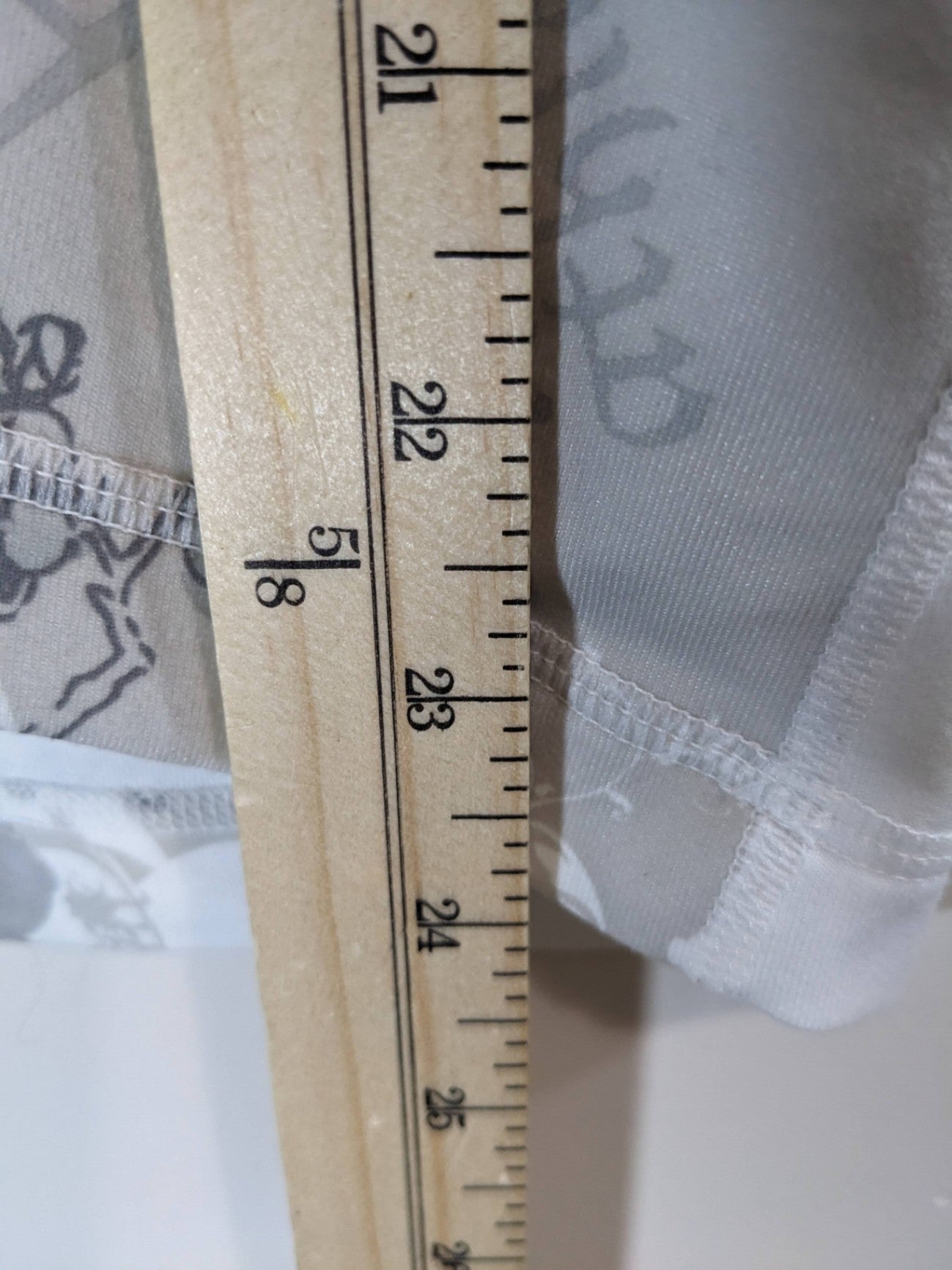 Lululemon White Writing Tank Top - sz 10