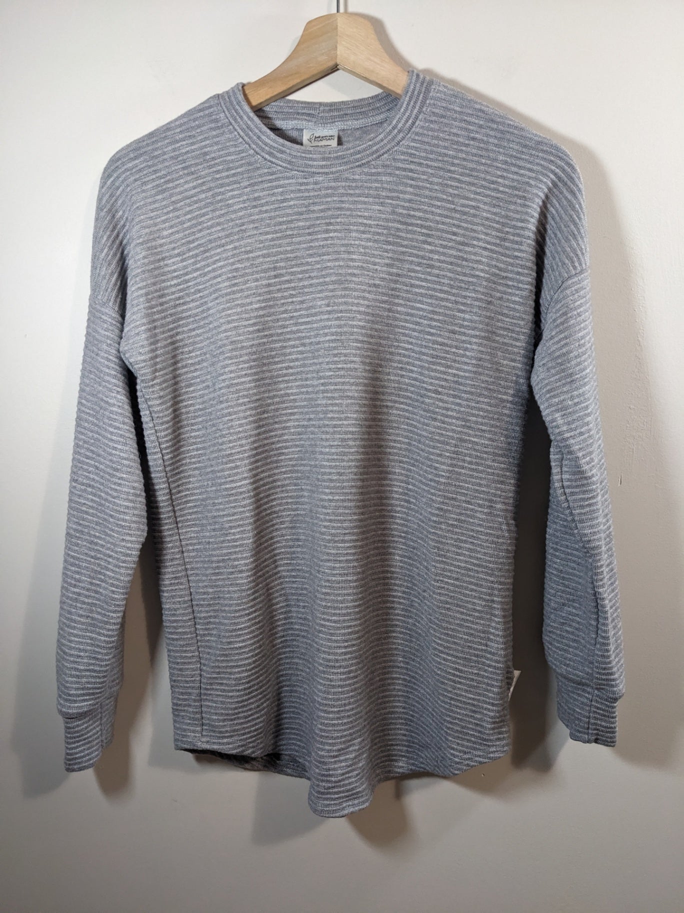 Fait par une MAMAN Long Sleeve Knit - 2XS (appears small)