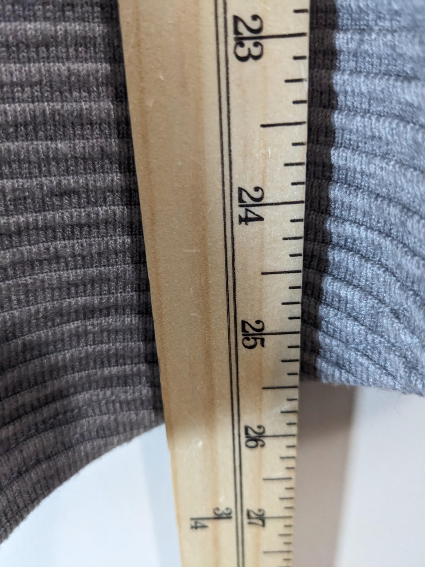 Fait par une MAMAN Long Sleeve Knit - 2XS (appears small)