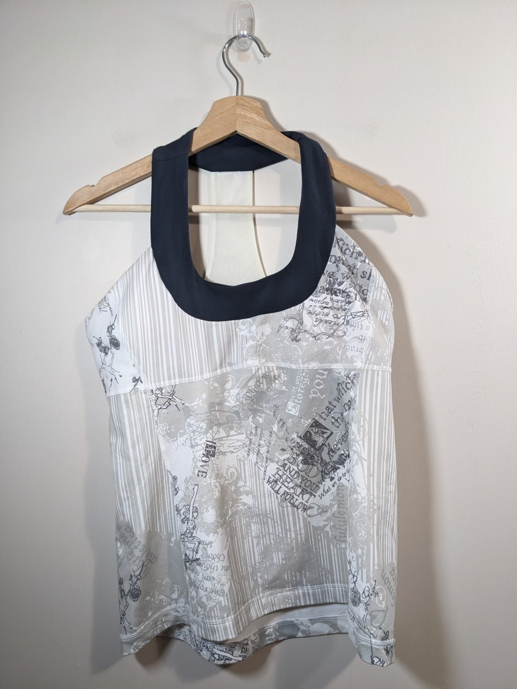 Lululemon White Writing Tank Top - sz 10