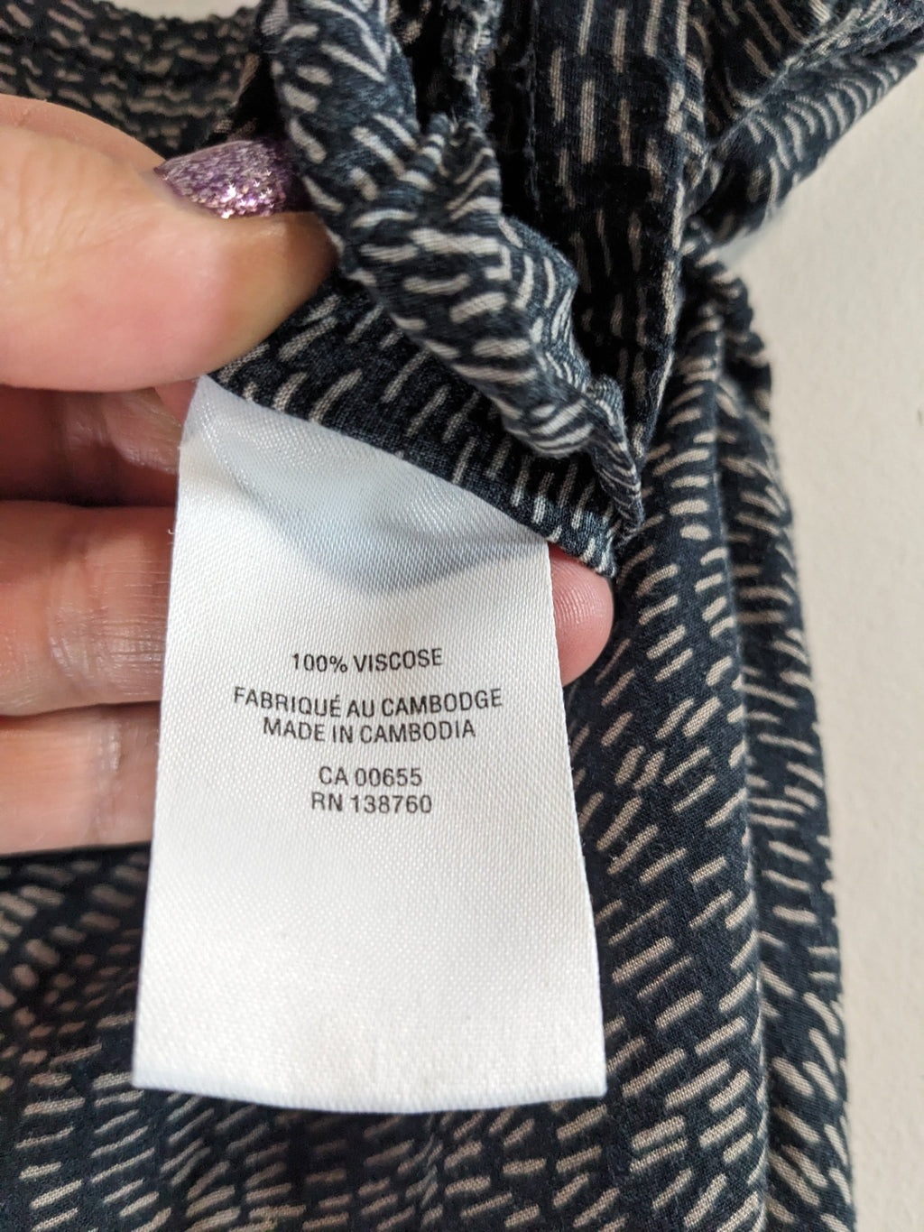 Reitmans Petite Black Patterned Pants - sz 8