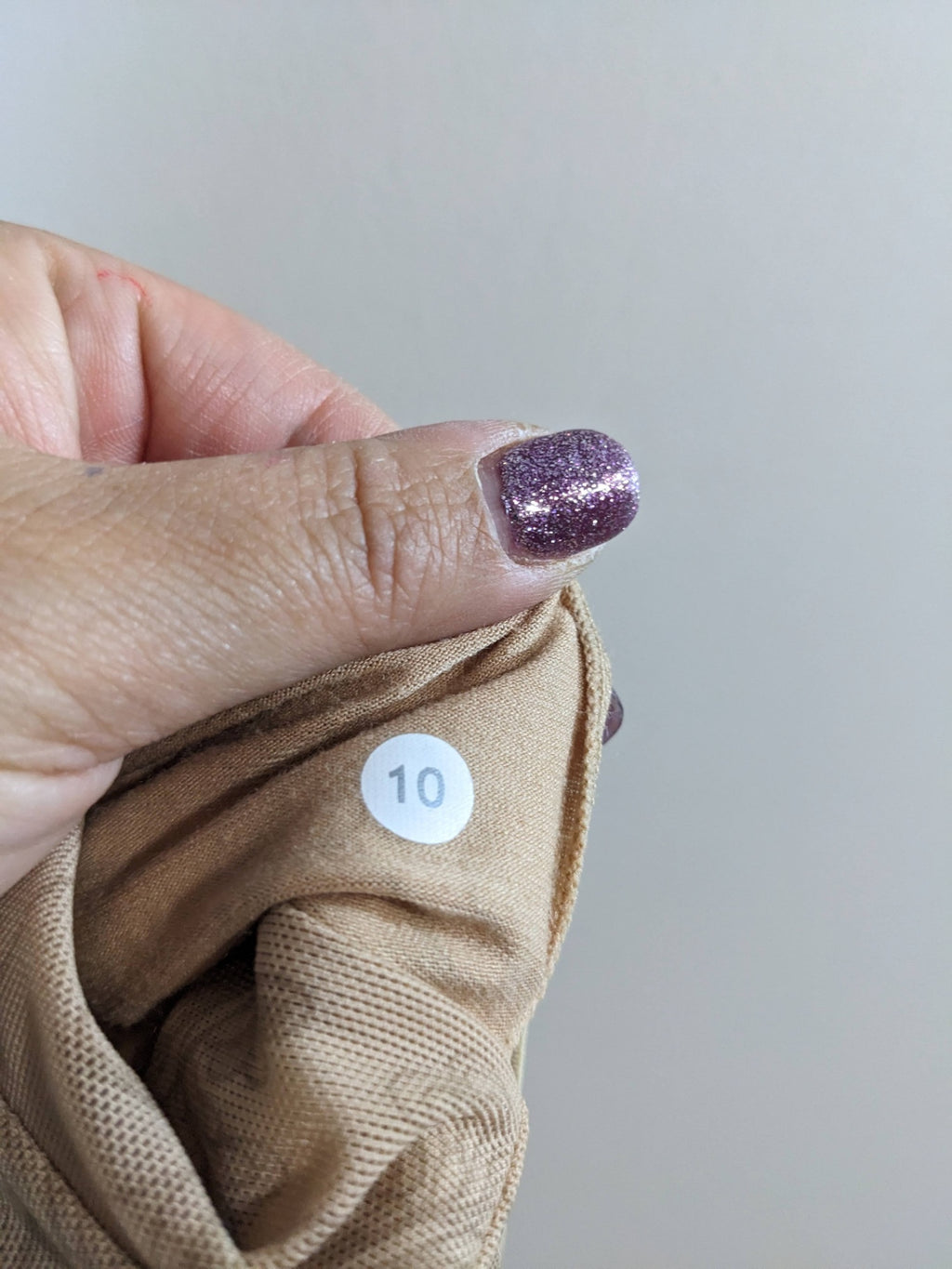 Lululemon White Writing Tank Top - sz 10
