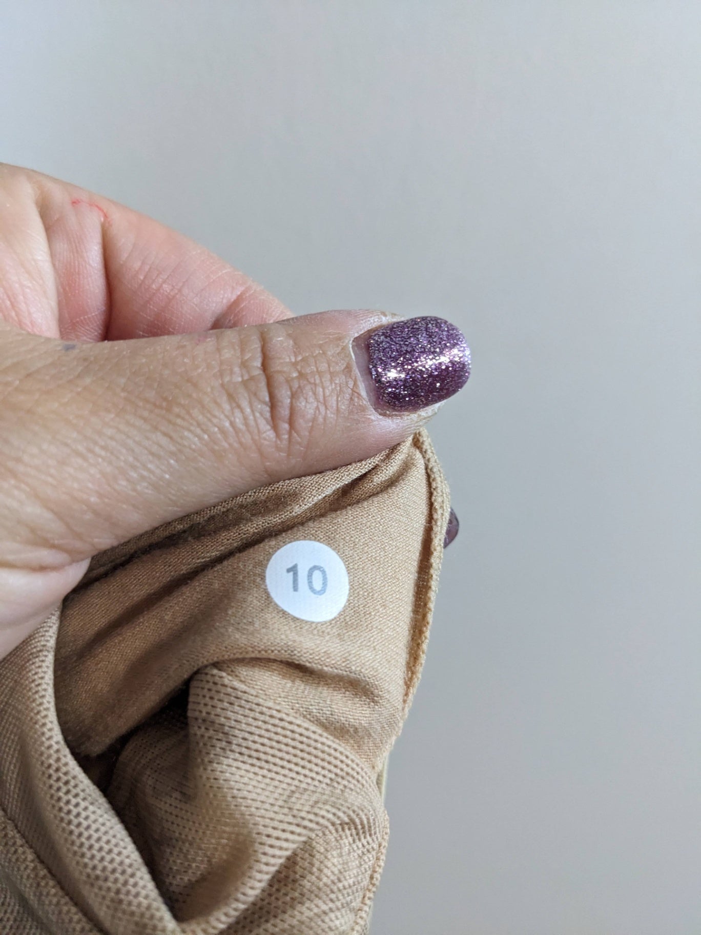 Lululemon White Writing Tank Top - sz 10