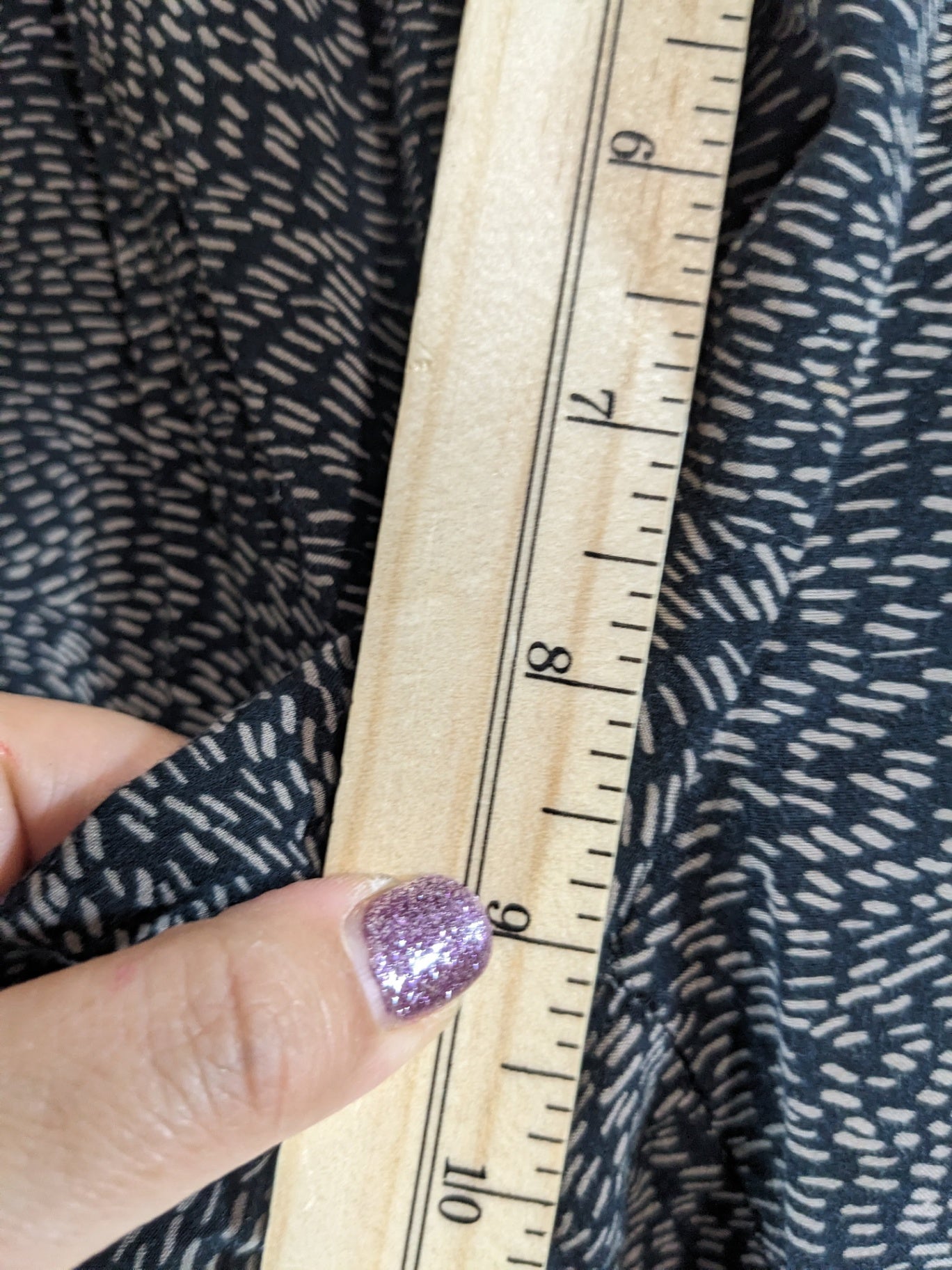 Reitmans Petite Black Patterned Pants - sz 8