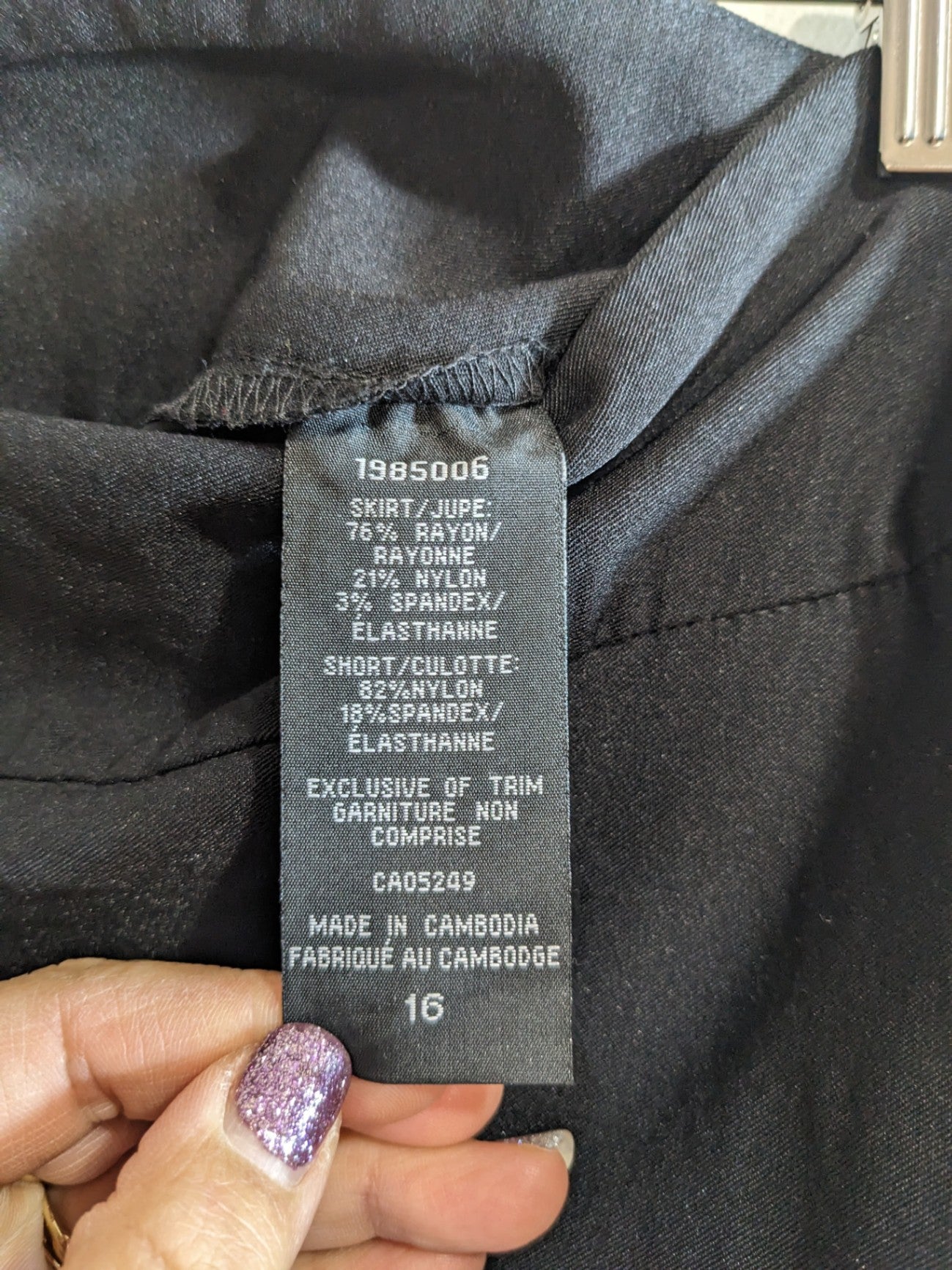S.C.&Co. Black Skort - sz 16