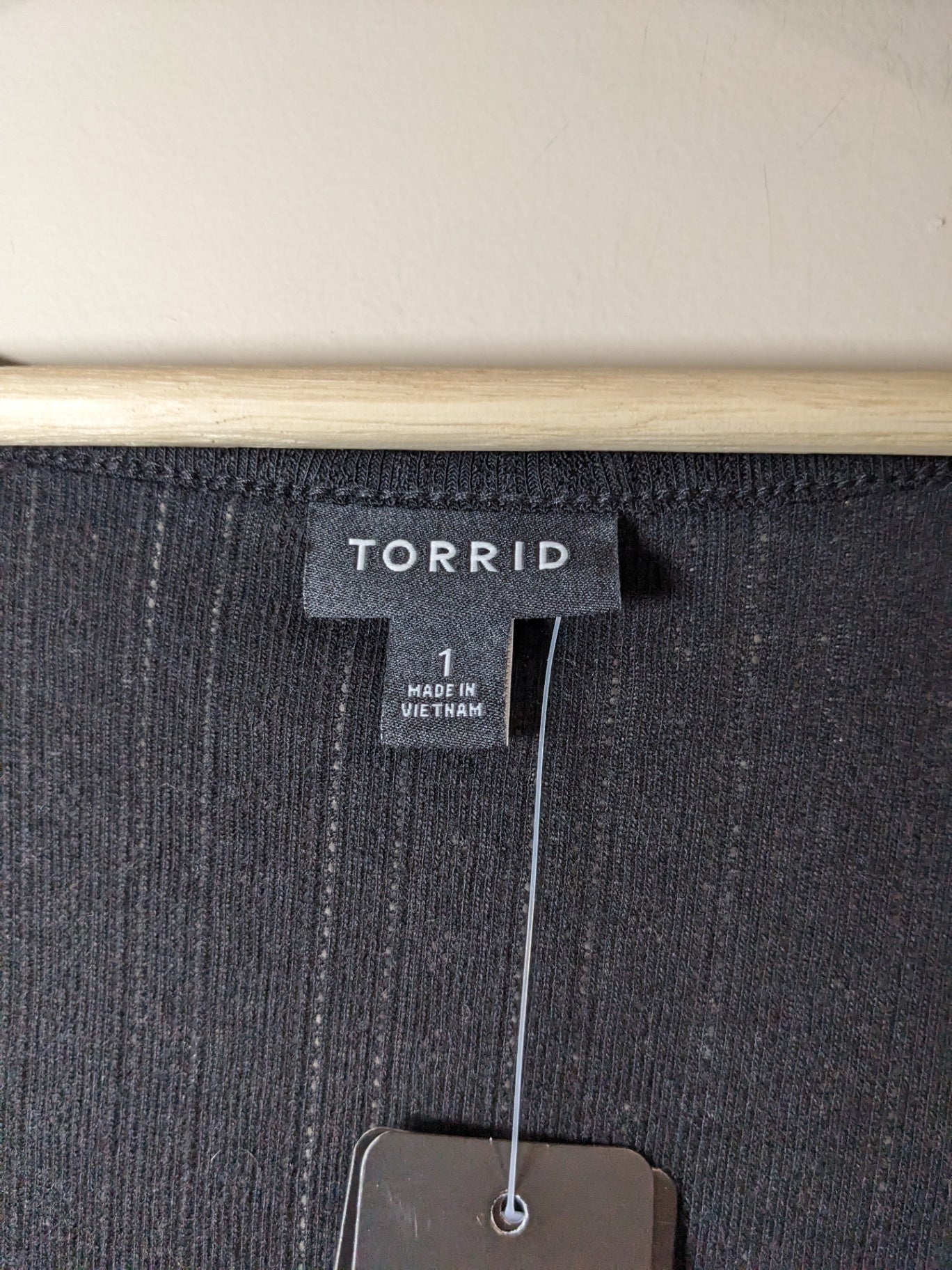 NWT TORRID Black Crop Shirt - XL