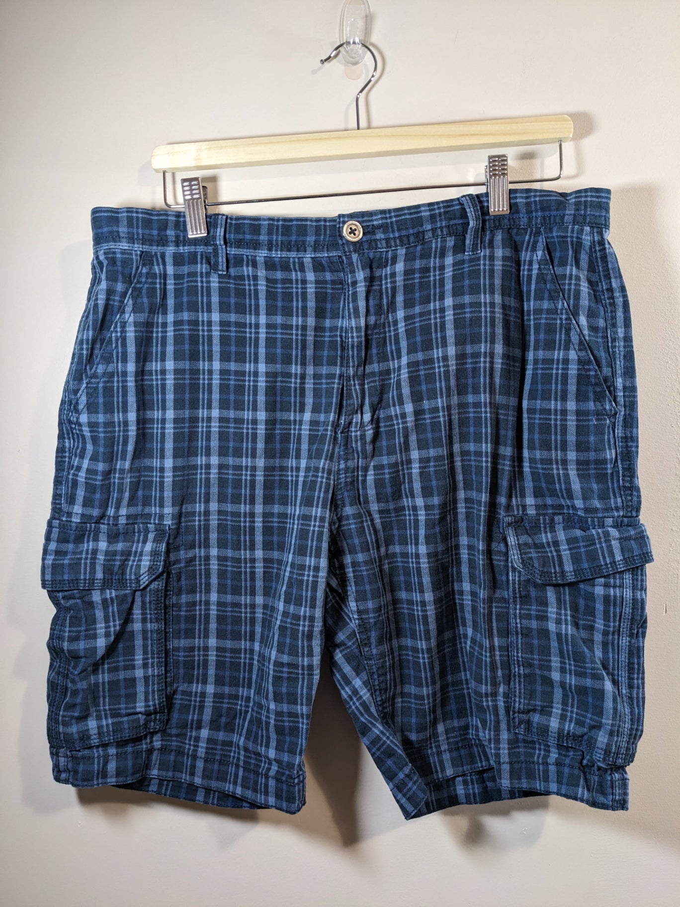 Denver Hayes Blue Plaid Shorts - sz 34