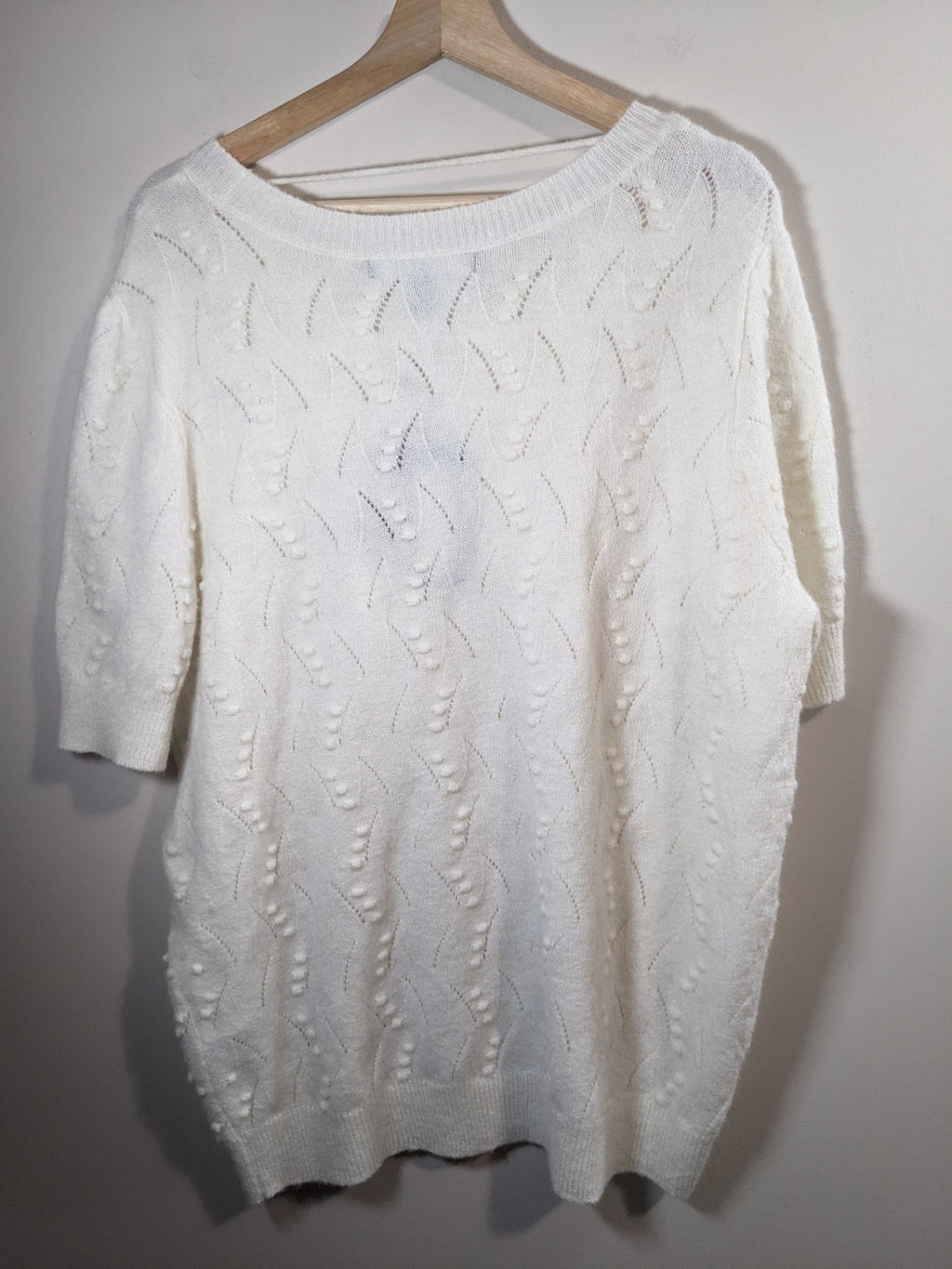 NWT VERO MODA Cream Sweater - XL