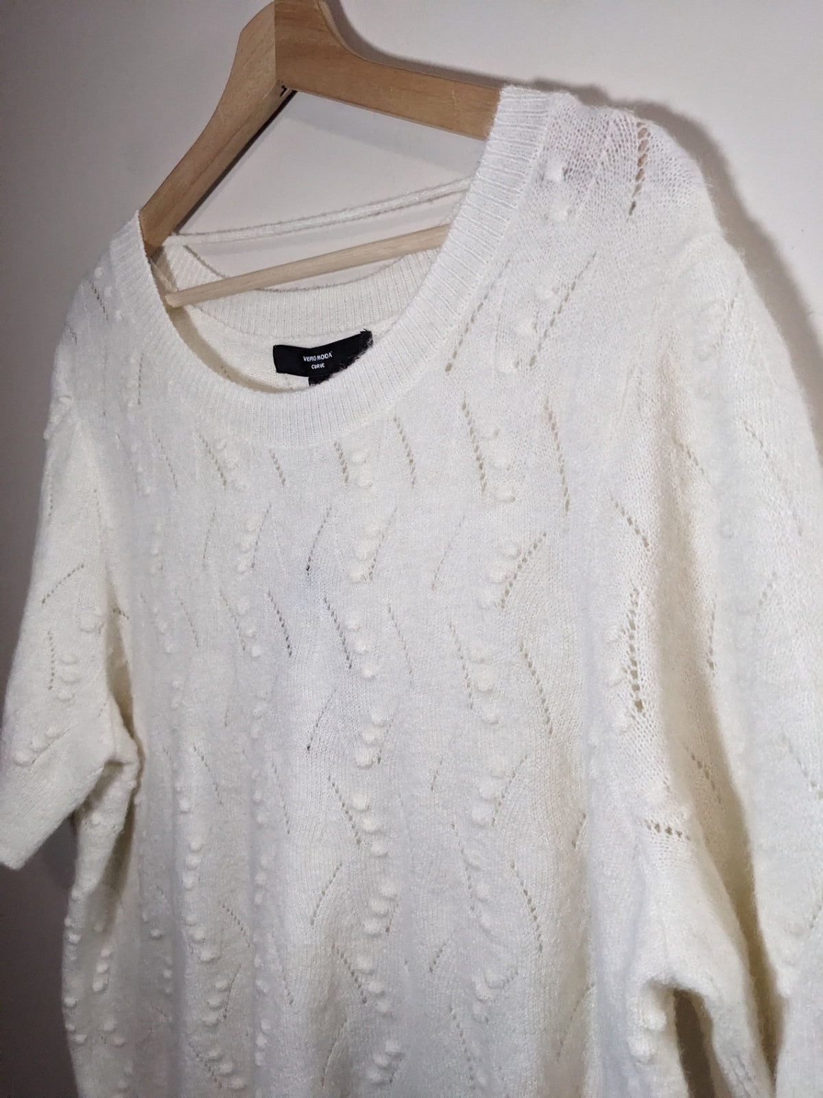 NWT VERO MODA Cream Sweater - XL