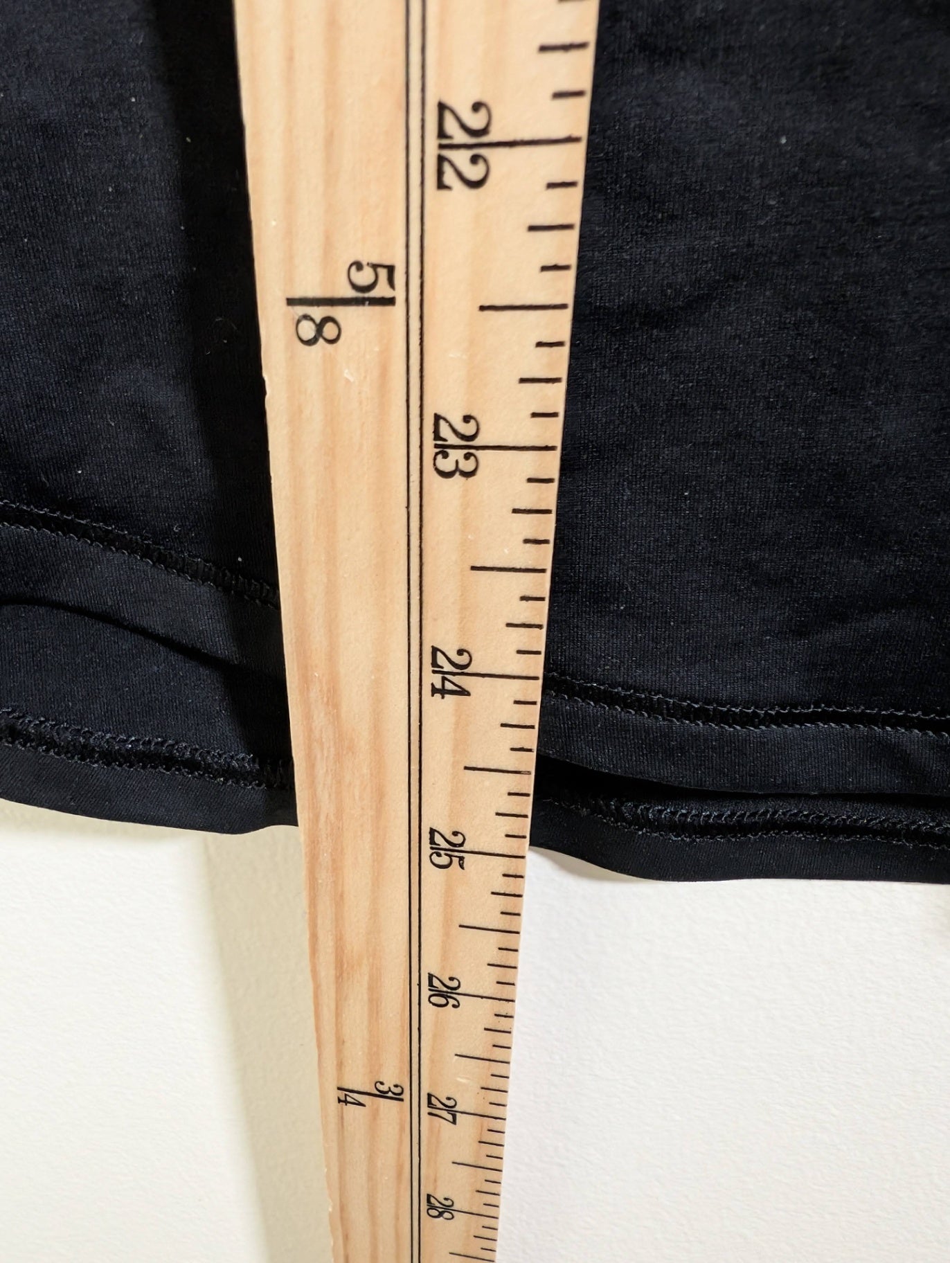 Lululemon black tank - appears SZ 6