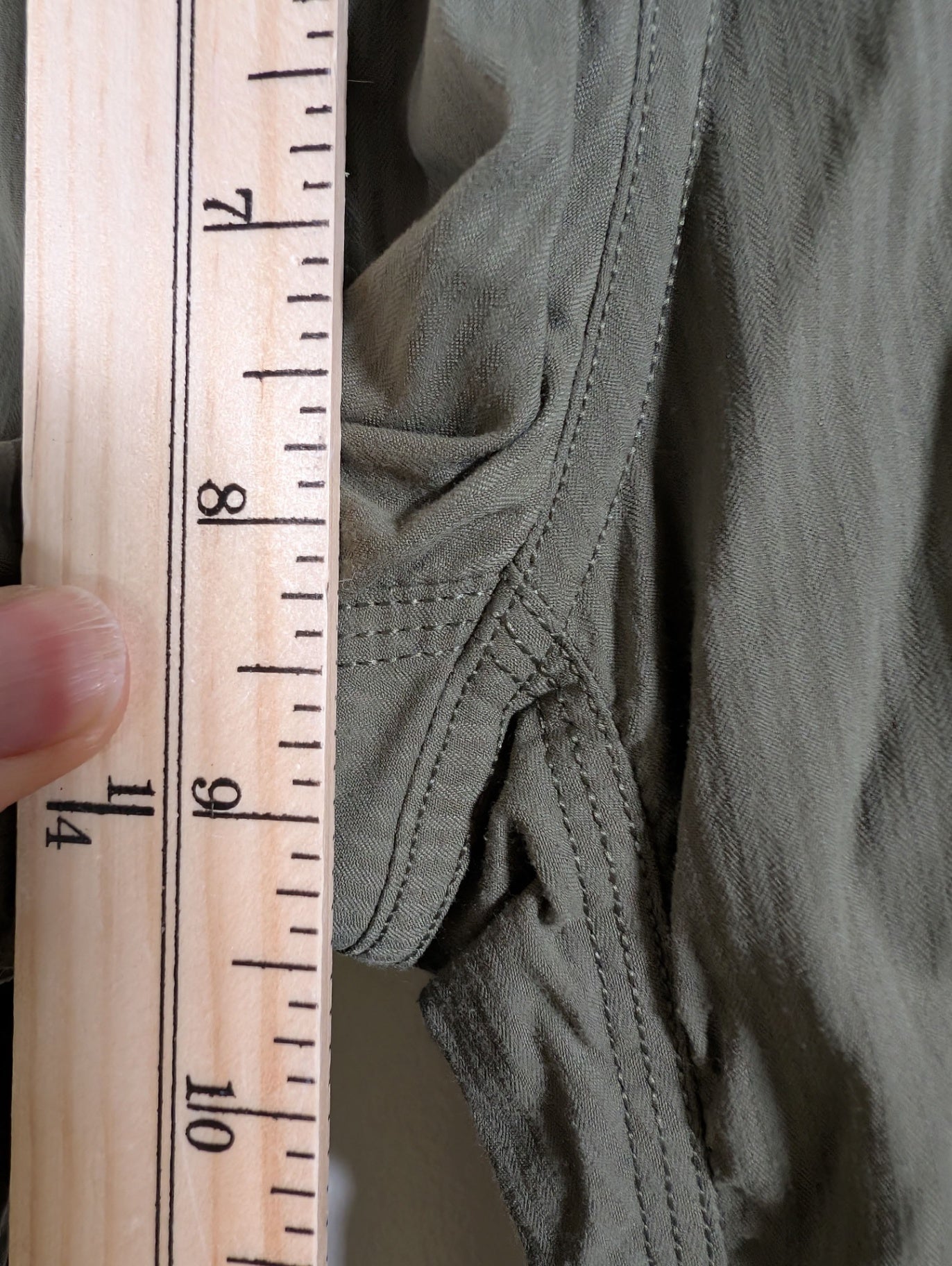 Lululemon green dance studio pants - SZ 2