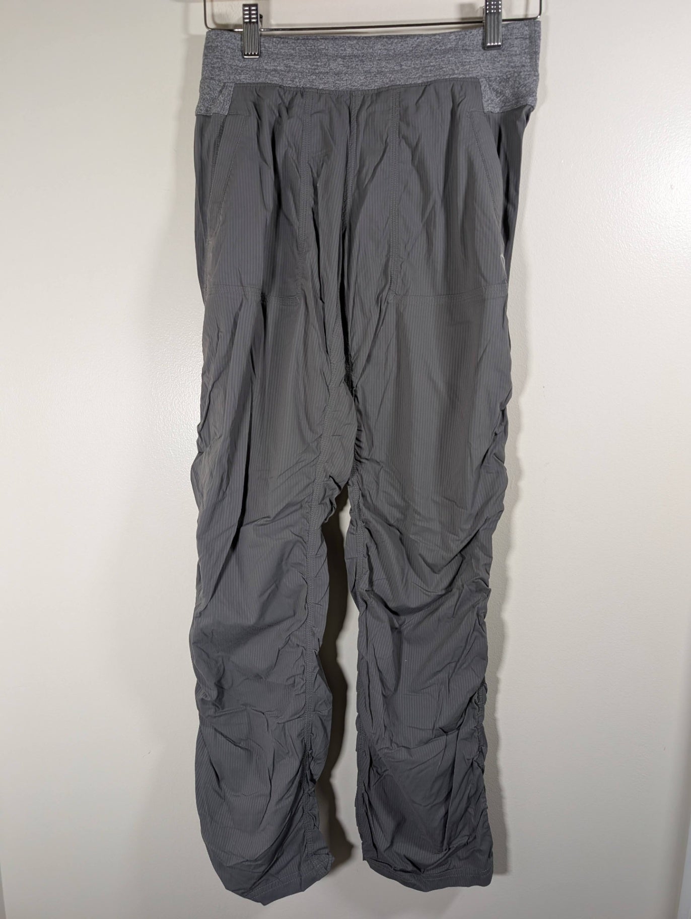 Ivivva Athletica dance studio pants - 14 kids