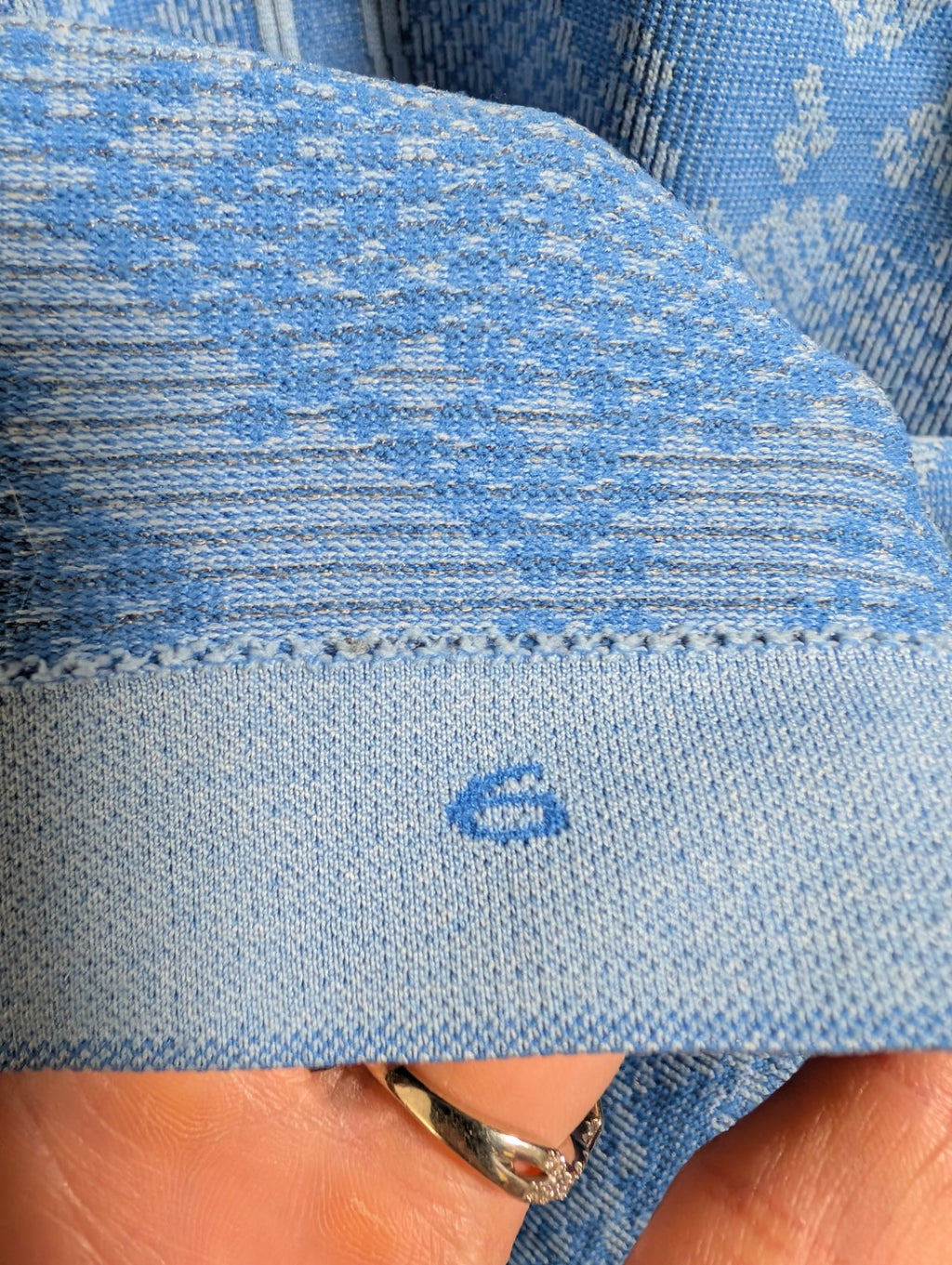 Lululemon swiftly tech long-sleeve -SZ 6