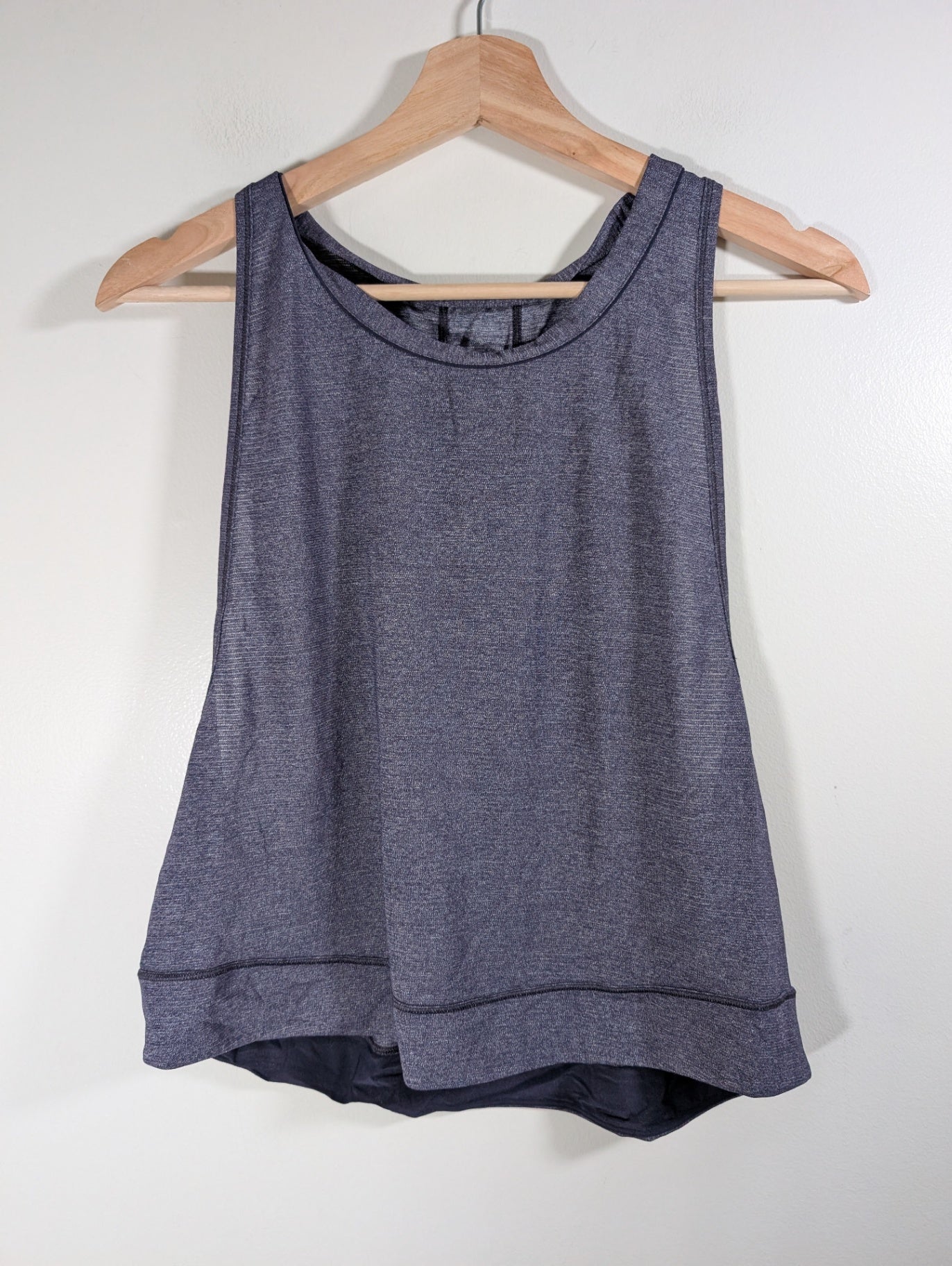Lululemon pace perfect tank - appears SZ 6