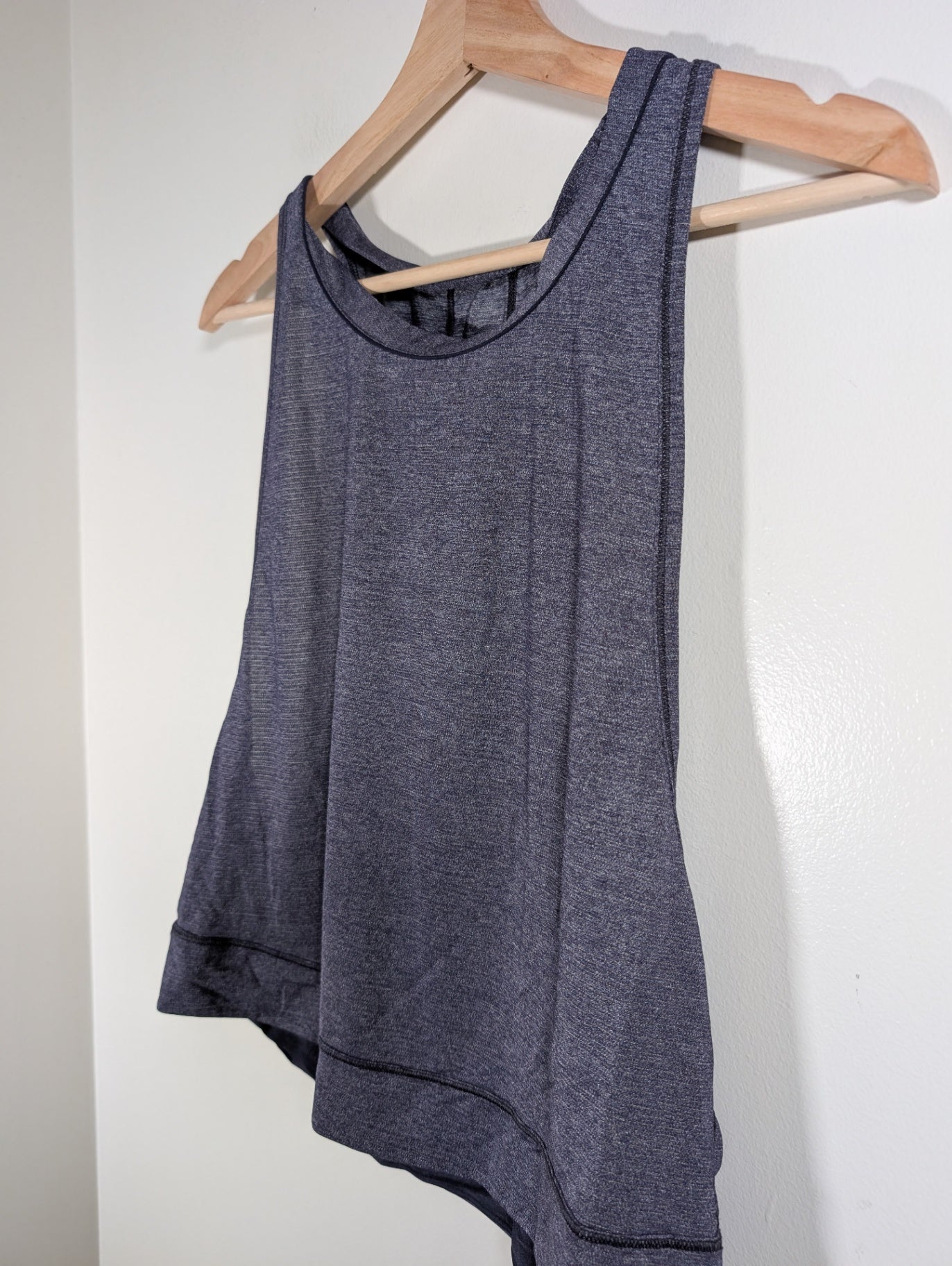 Lululemon pace perfect tank - appears SZ 6