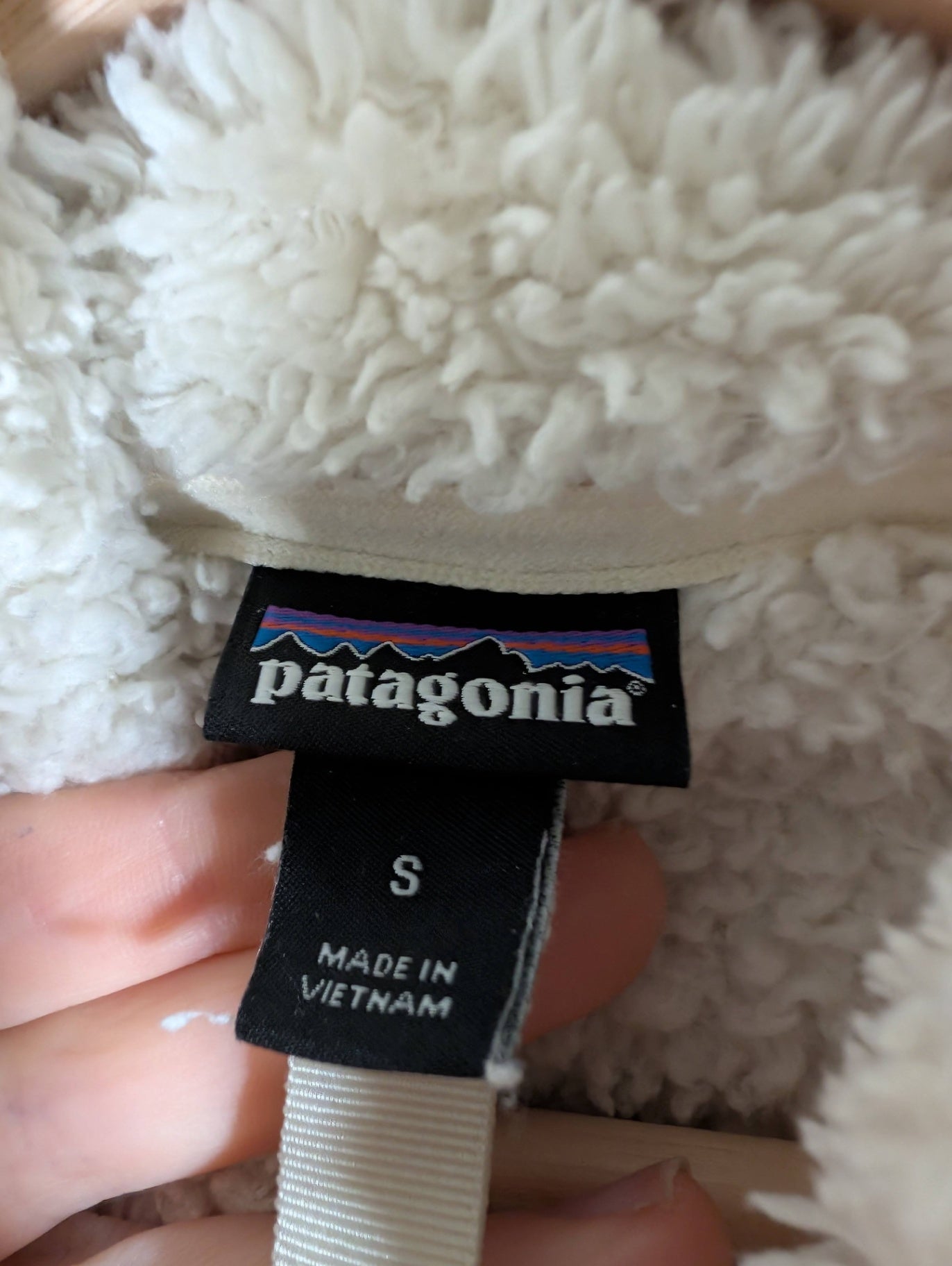 Patagonia white 1/4 zip - Small