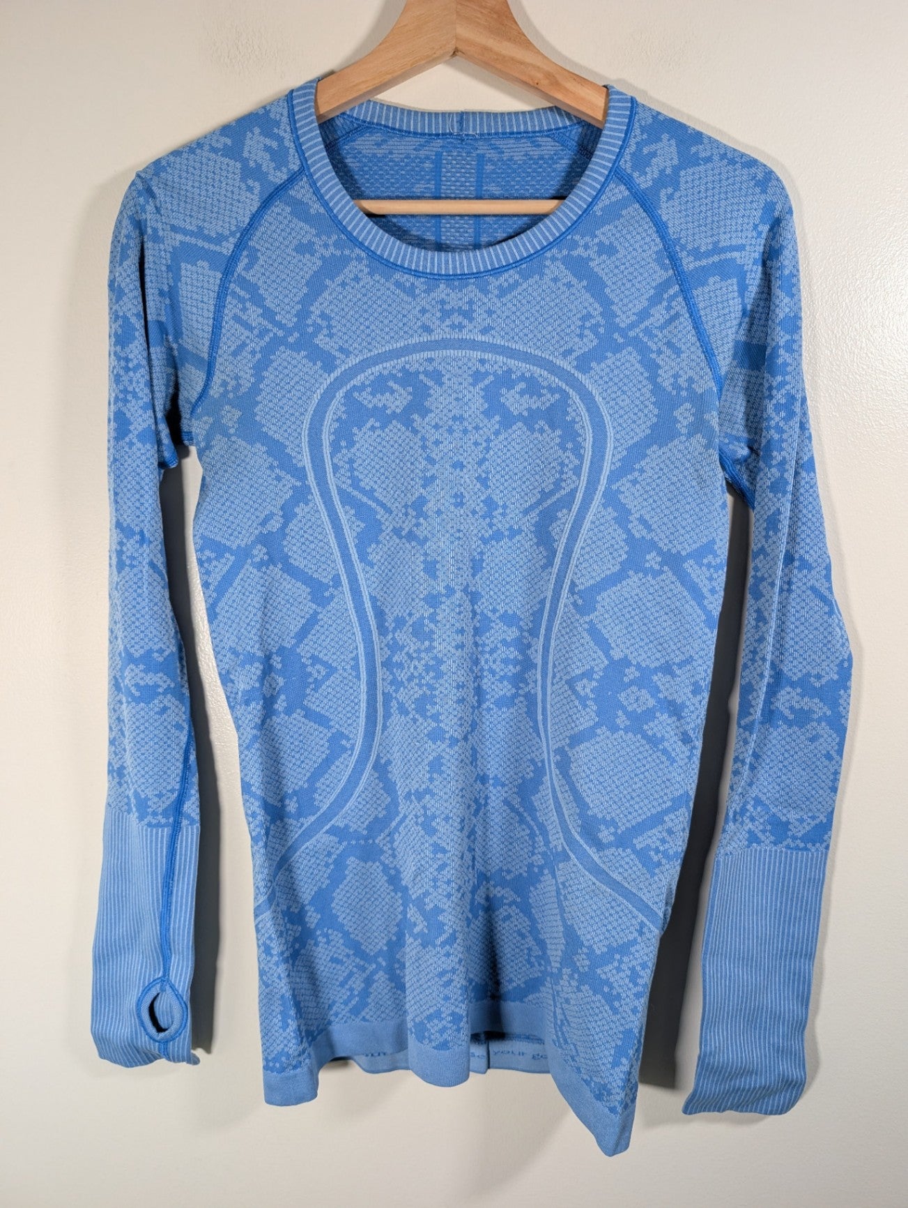 Lululemon swiftly tech long-sleeve -SZ 6