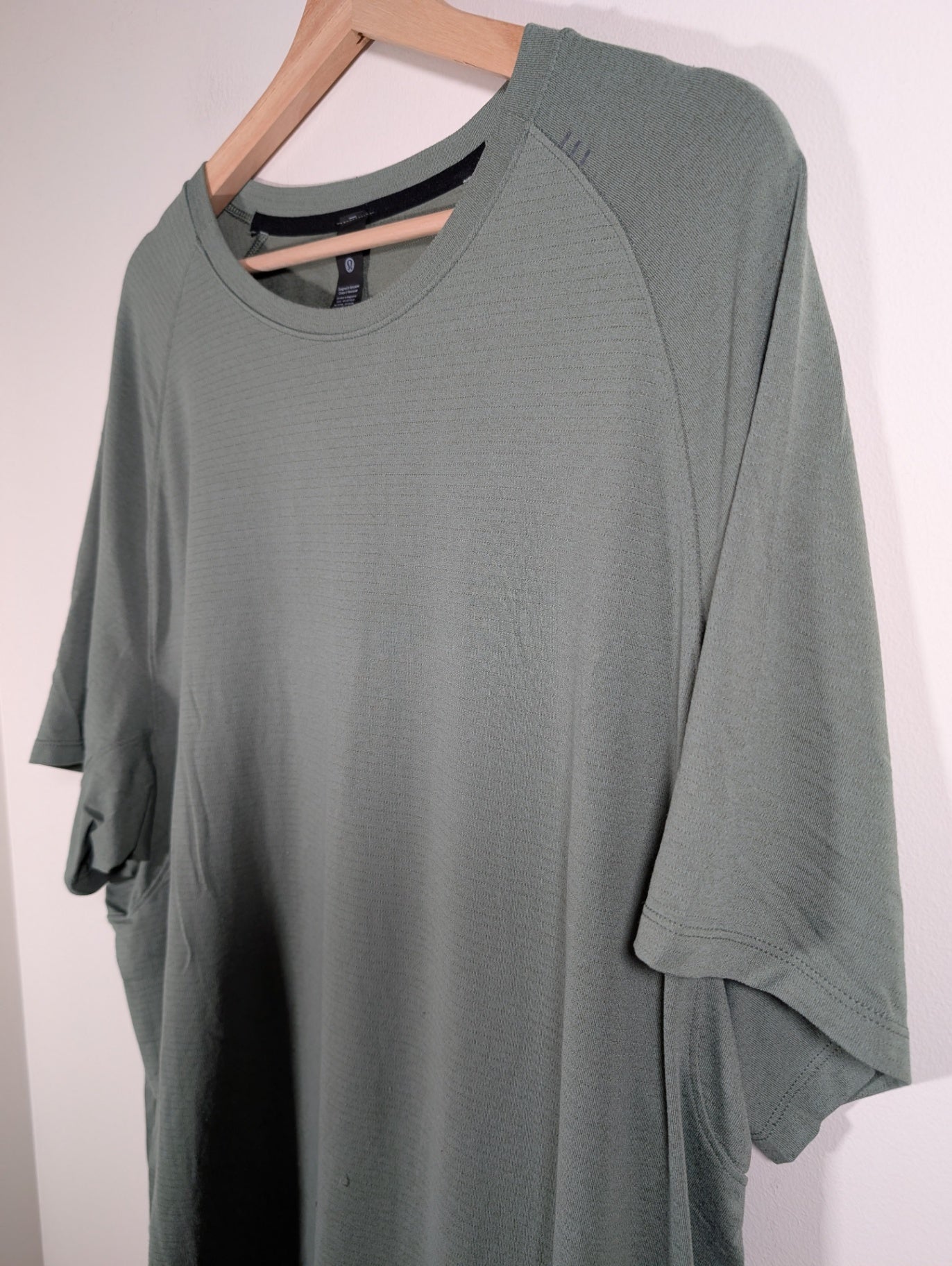 Lululemon green t-shirt - Men's 3XL
